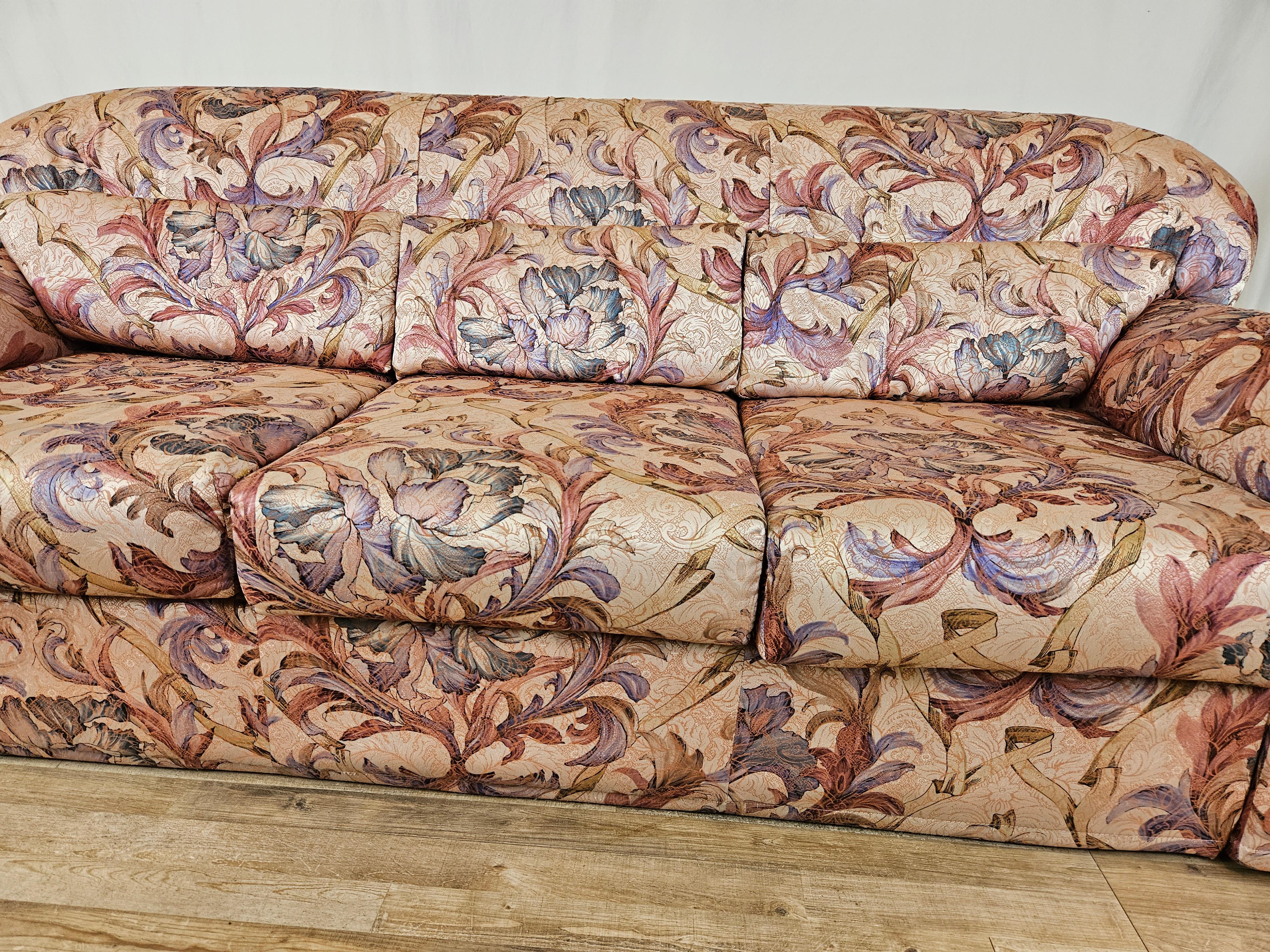 Fabric Floral three-seater sofa from the 1970s For Sale