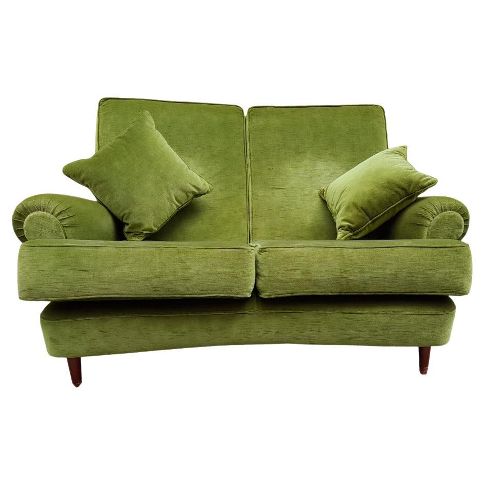 Italy 1960s two-seat upholstered sofa in green velvet For Sale