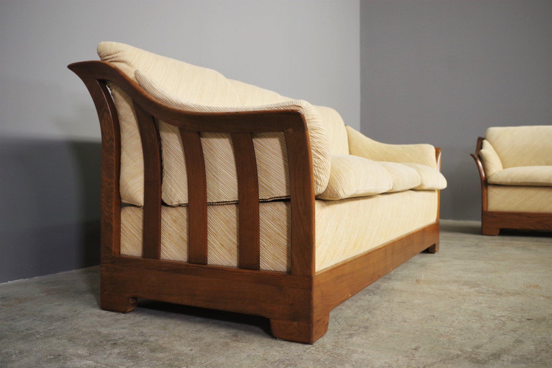 Holzsofa und Sessel von Mobil Girgi, 1970er Jahre, 3er-Set (Stoff) im Angebot