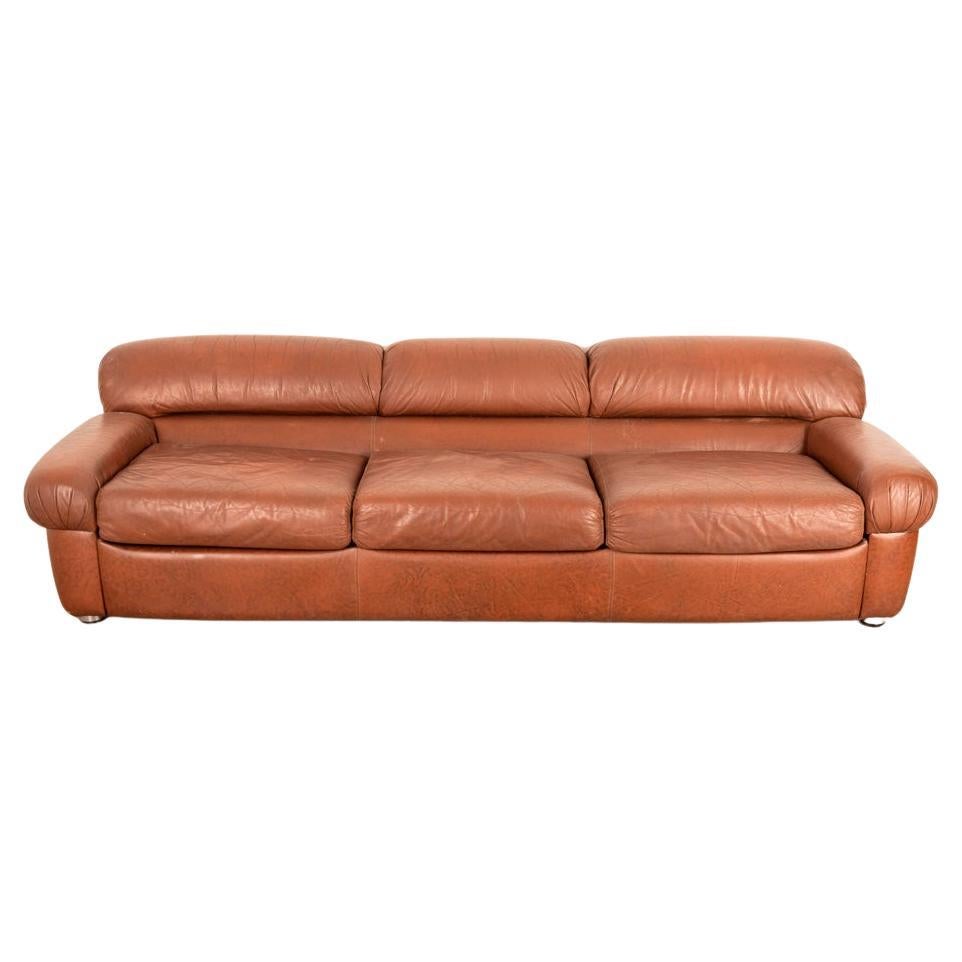 Vintage 1970s leather sofa mod. Soften design Rossi di Albizzate For Sale