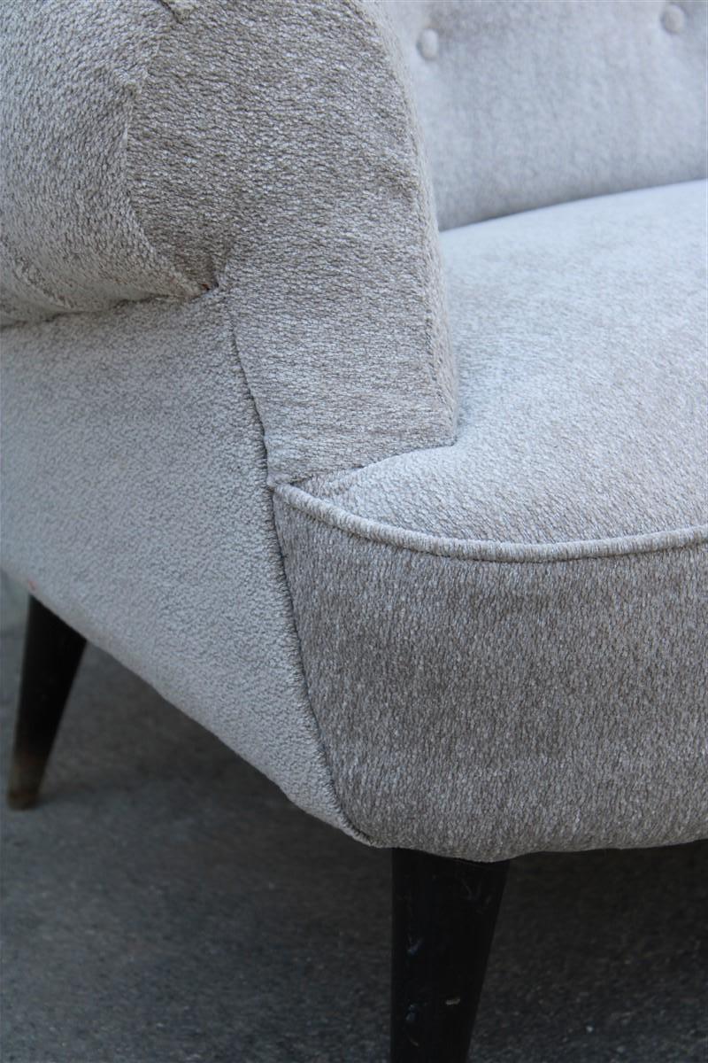 Canapé italien du milieu du siècle Guglielmo Ulrich style tissu chenille gris en vente 2