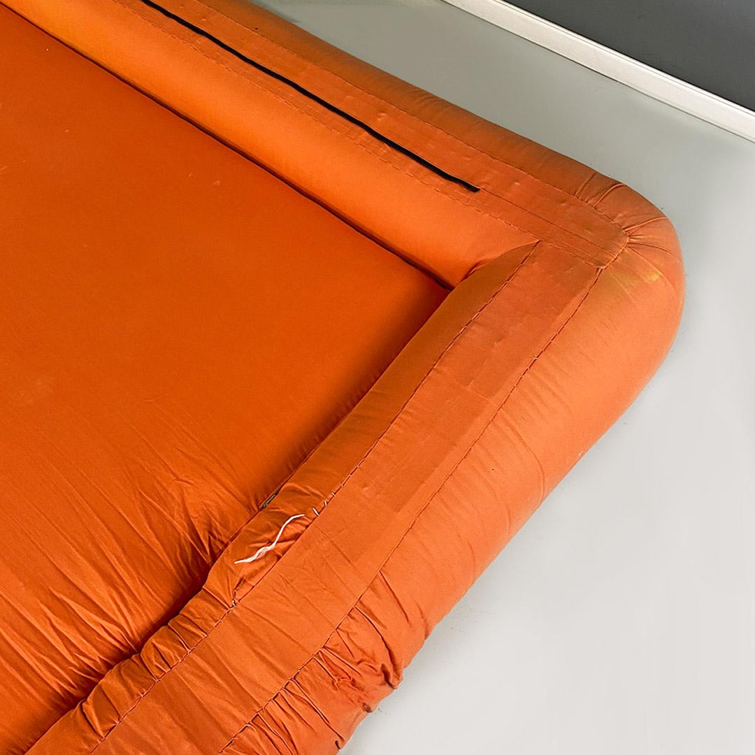 Orange fabric openable sofa bed, modern Italian, 1980s For Sale 9