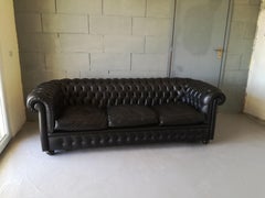 Divano Letto Chesterfield en Pelle Di Giuseppe Donati, 1983