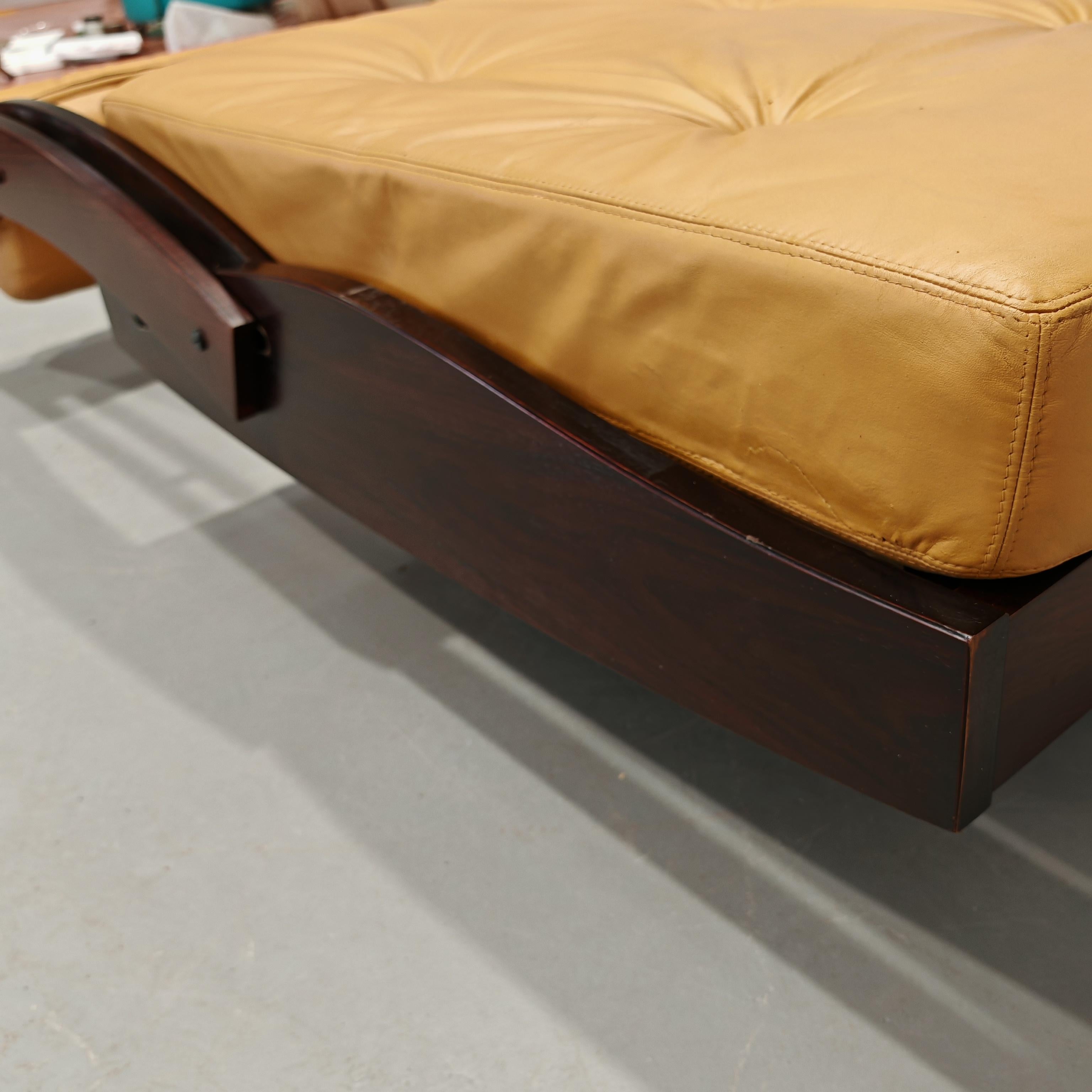 canapé-lit en cuir design italien des années 60  GS.195 Gianni Songia pour Sormani en vente 8