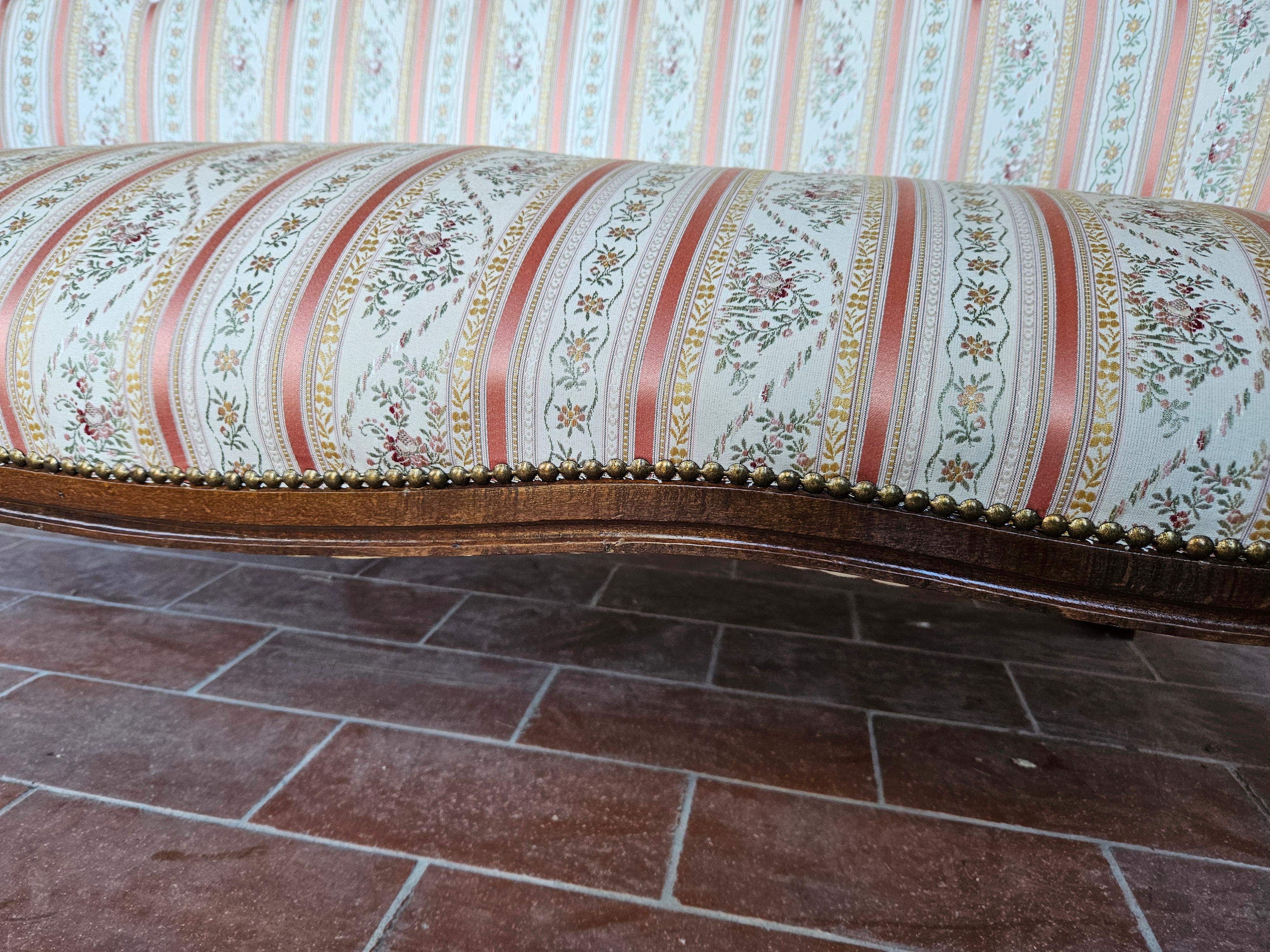 Sofa im Louis Philippe-Stil im Angebot 11