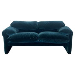 Divano Maralunga di Vico Magistretti per Cassina 2 posti velluto azzurro