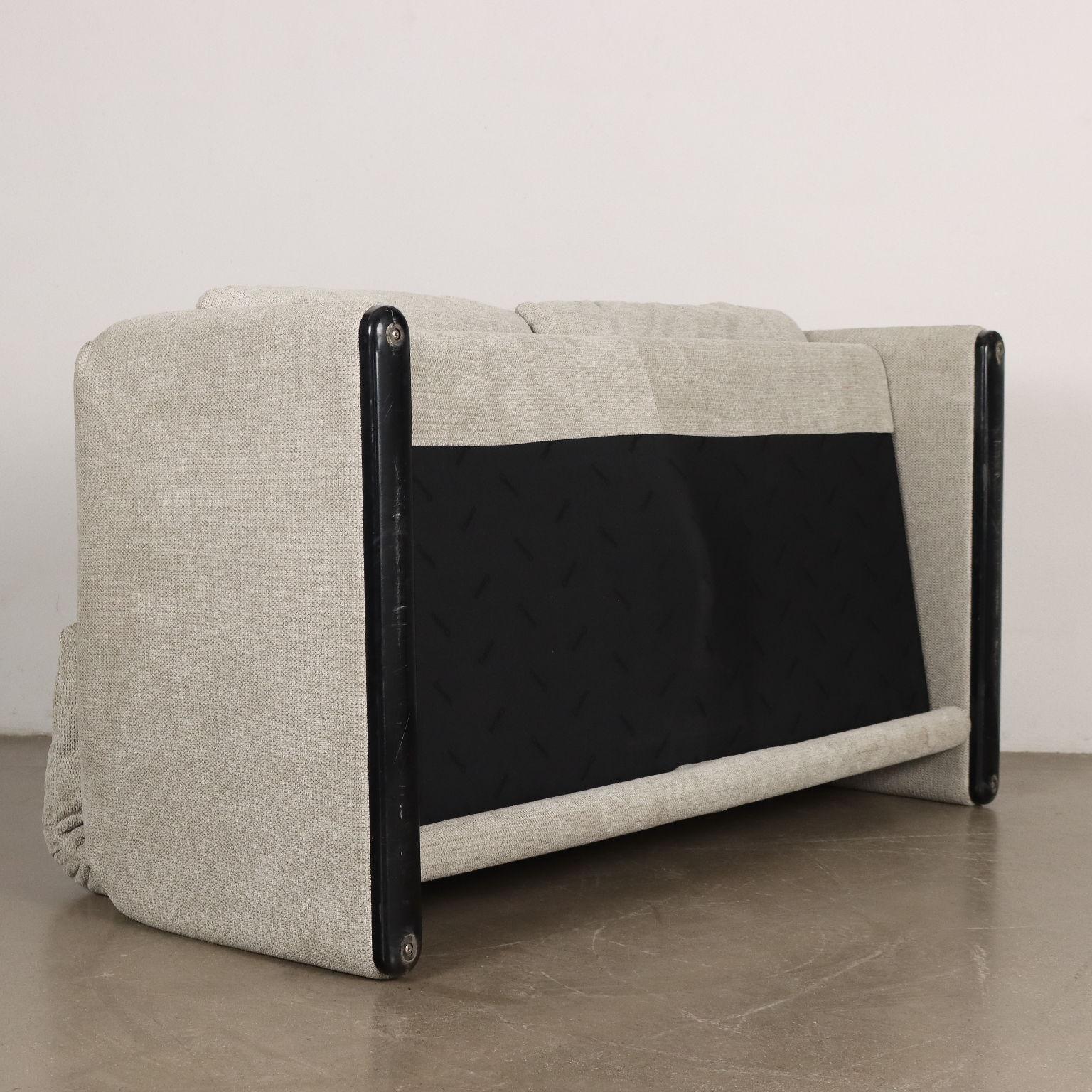Maralunga sofa by Vico Magistretti for Cassina Anni 80 For Sale 4