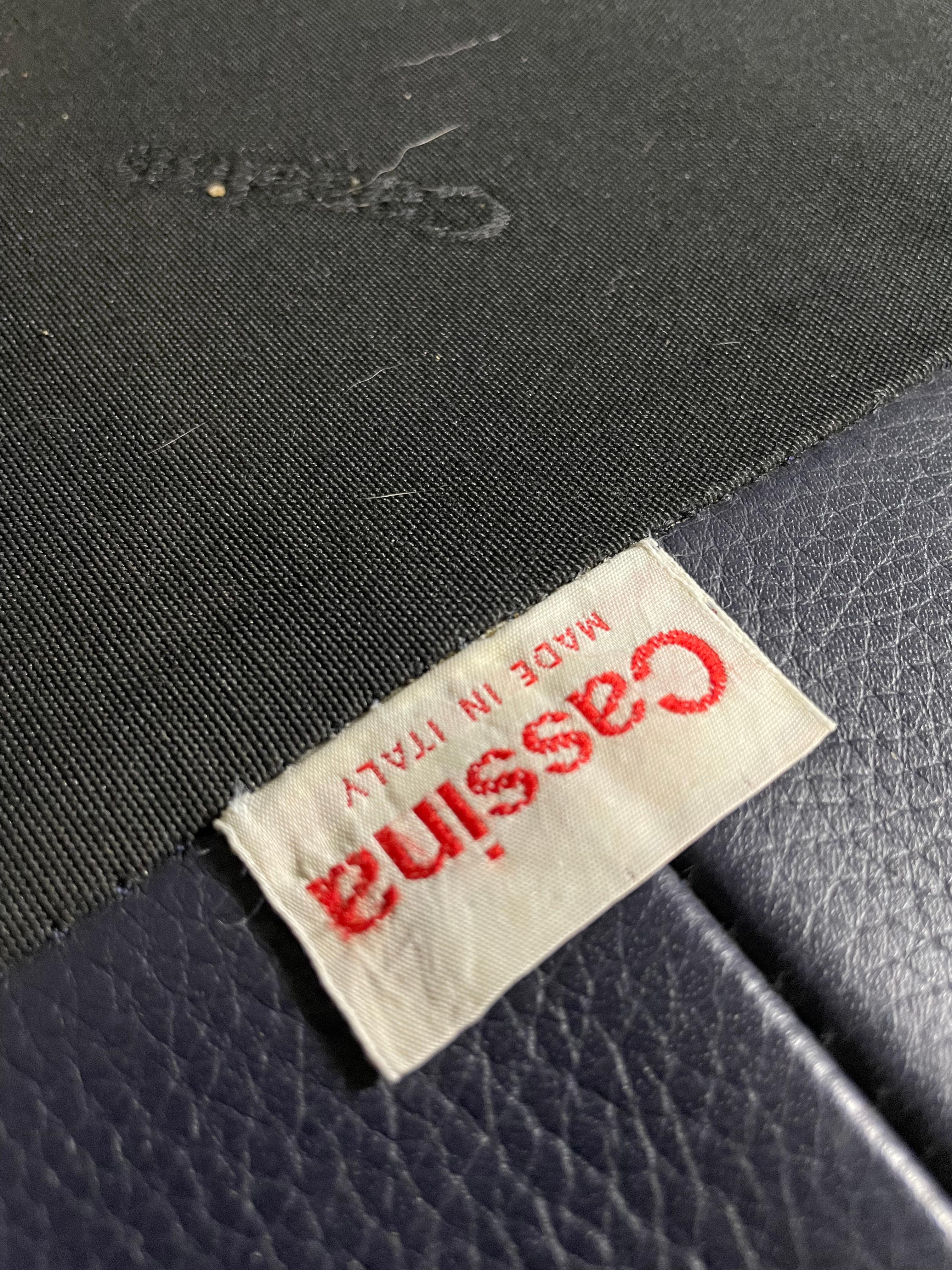 Divano Maralunga Vico Magistretti Cassina pelle blue 2