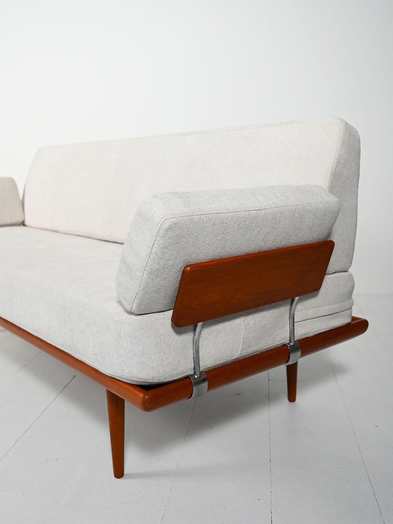 Divano “Minerva” con braccioli di France & Søn en vente 6