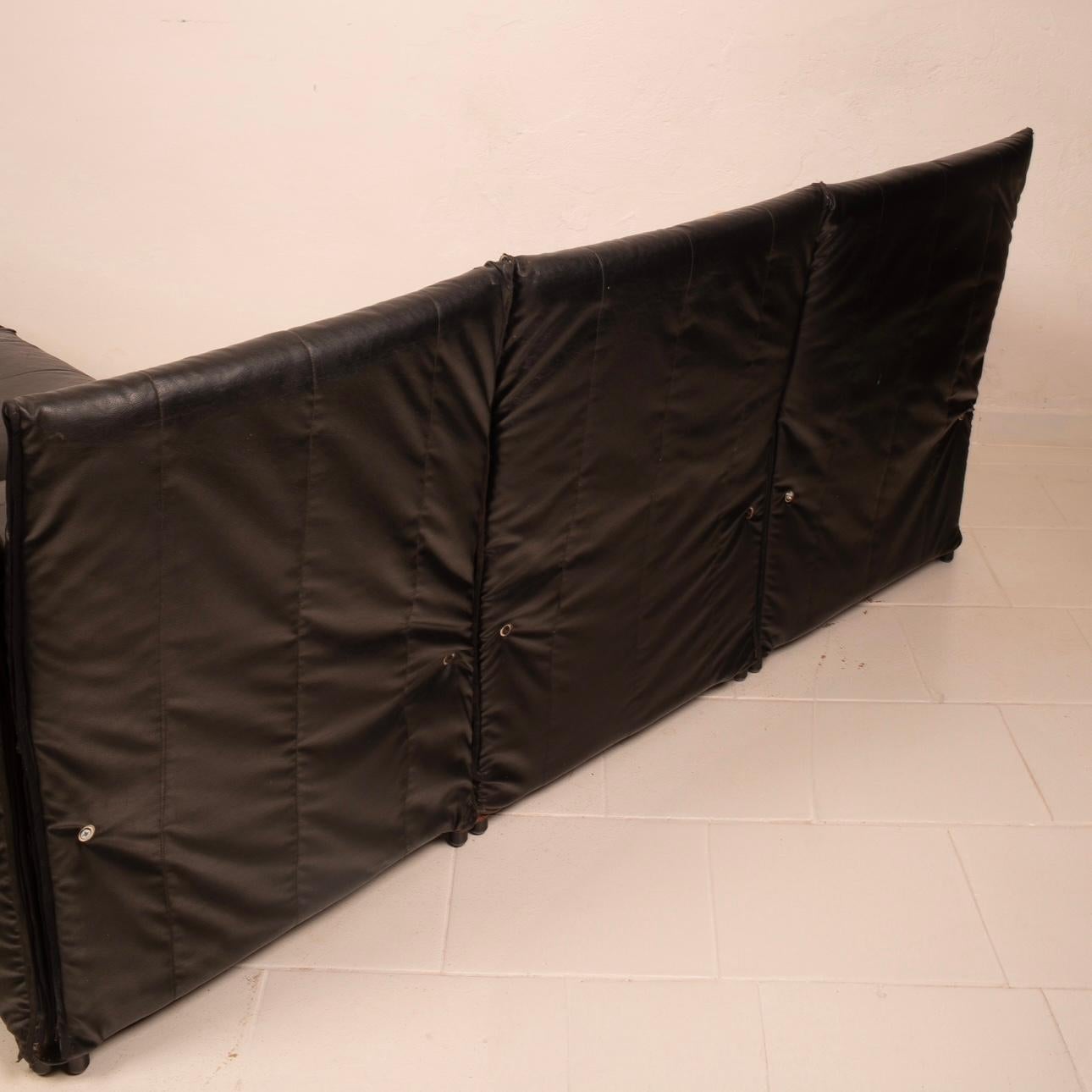 Sofá modular en ecopiel negra de Giovannetti en venta 6