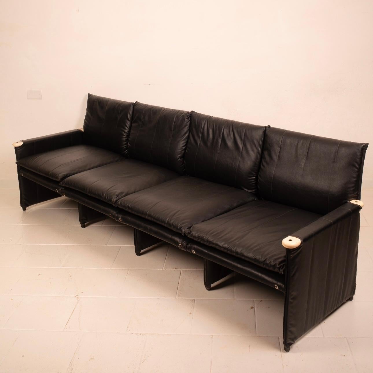 Sofá modular en ecopiel negra de Giovannetti Italian en venta