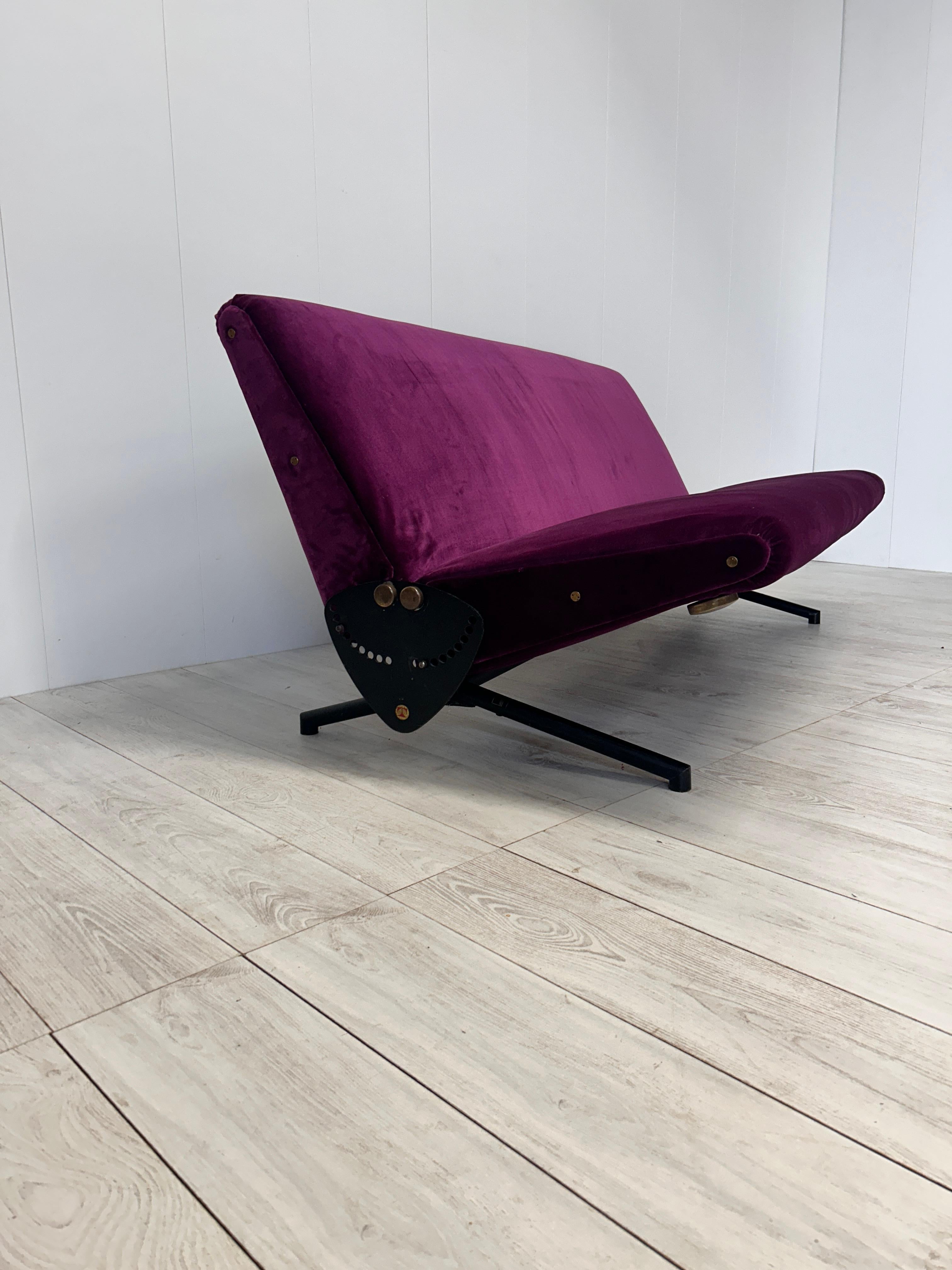 Divano mod. D70, Osvaldo Borsani, Tecno, 1955 1