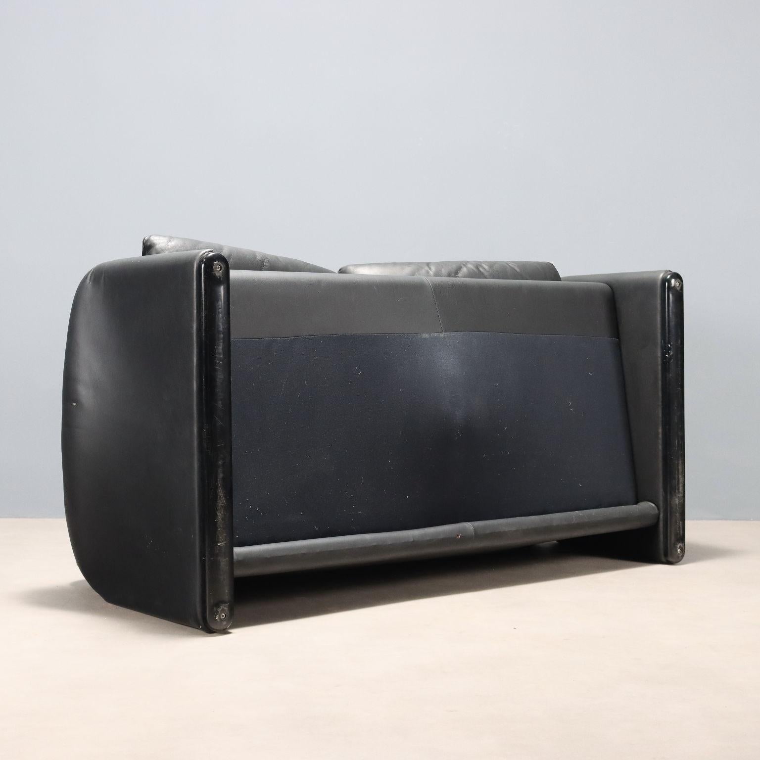 Divano modello 'Maralunga' Cassina Design/One di Vico Magistretti anni 90 en vente 3