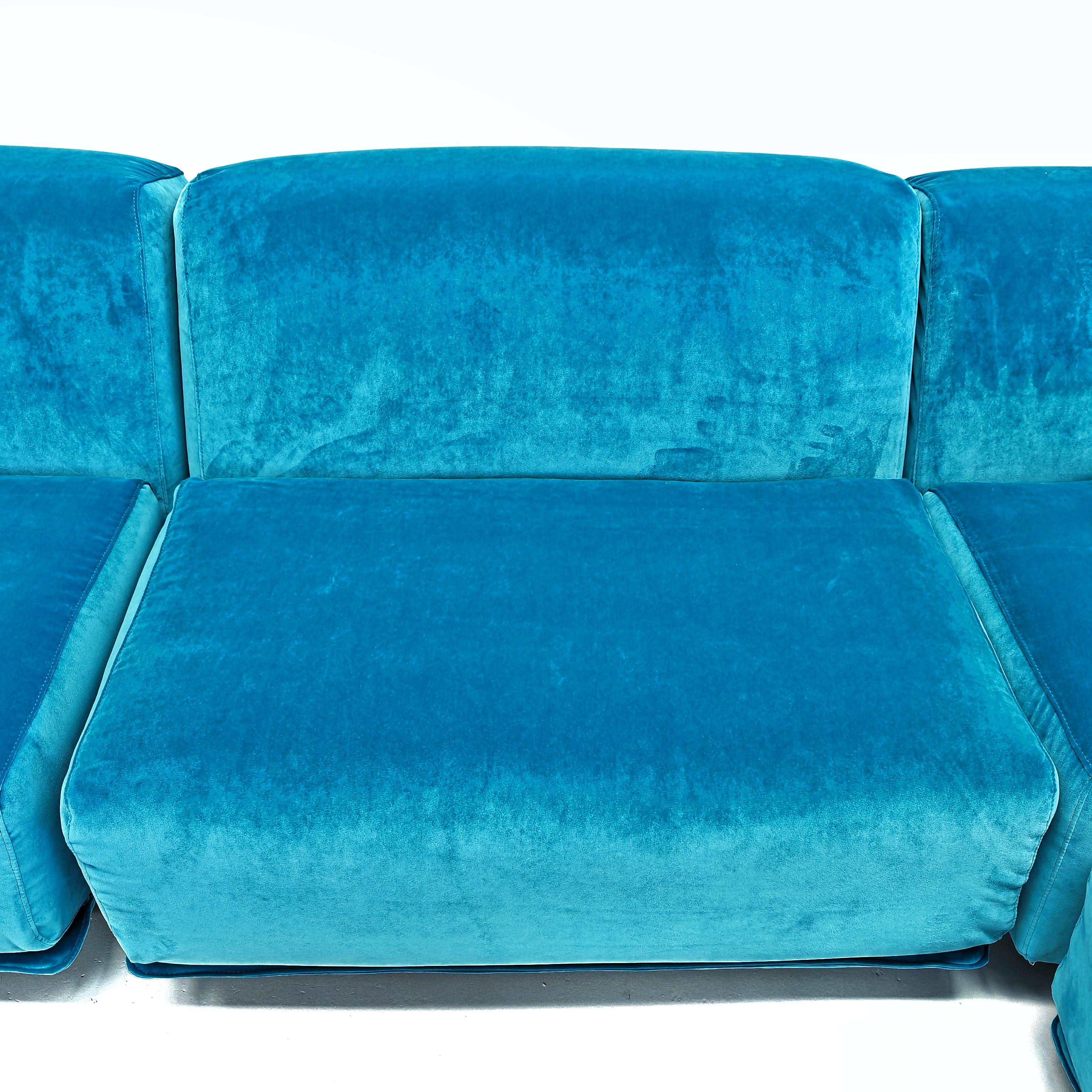 Sofá modular 5 plazas Azul  Cassina Fiandra - Magistretti 80s en venta 9