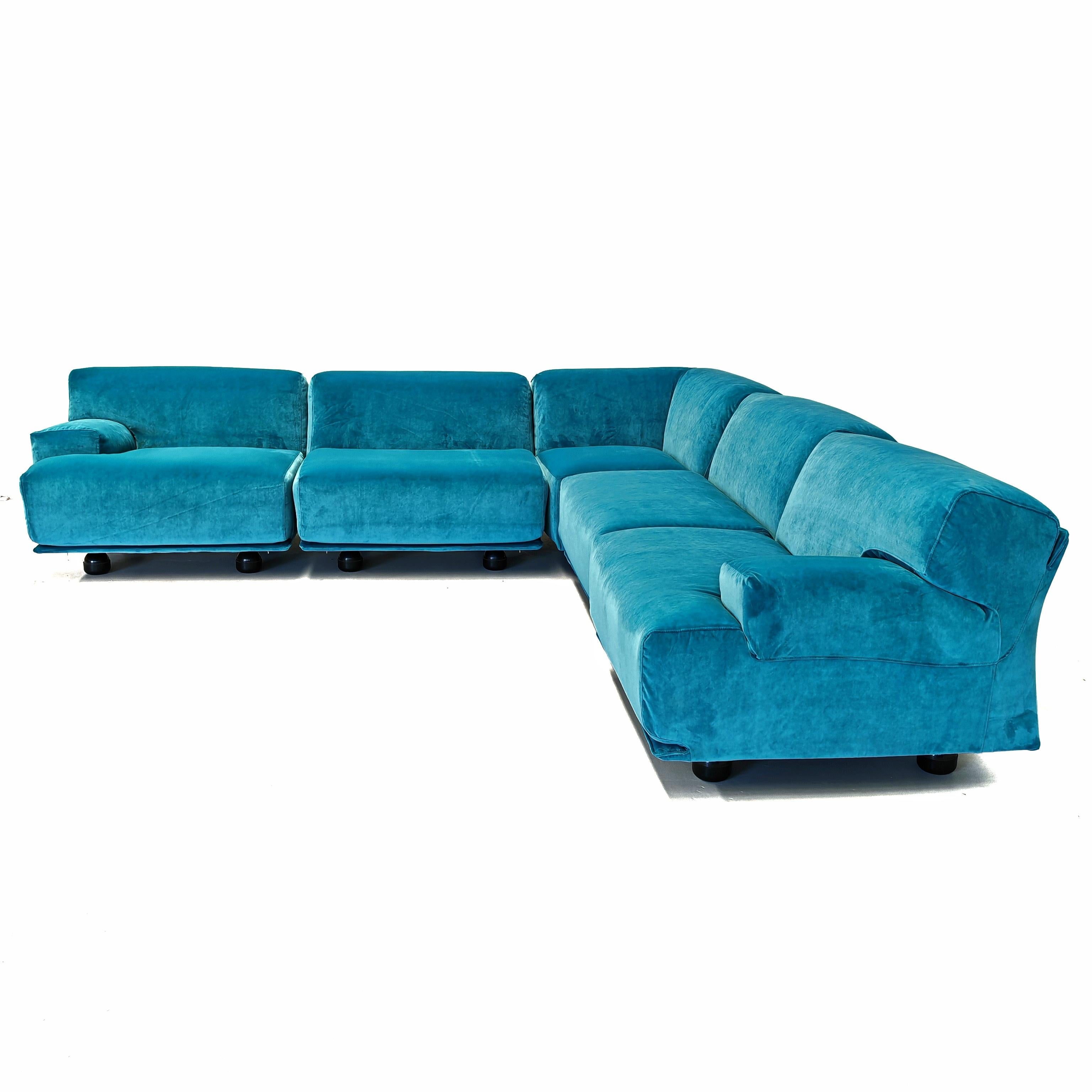 Sofá modular 5 plazas Azul  Cassina Fiandra - Magistretti 80s en Excelente estado para la venta en Milano, MI