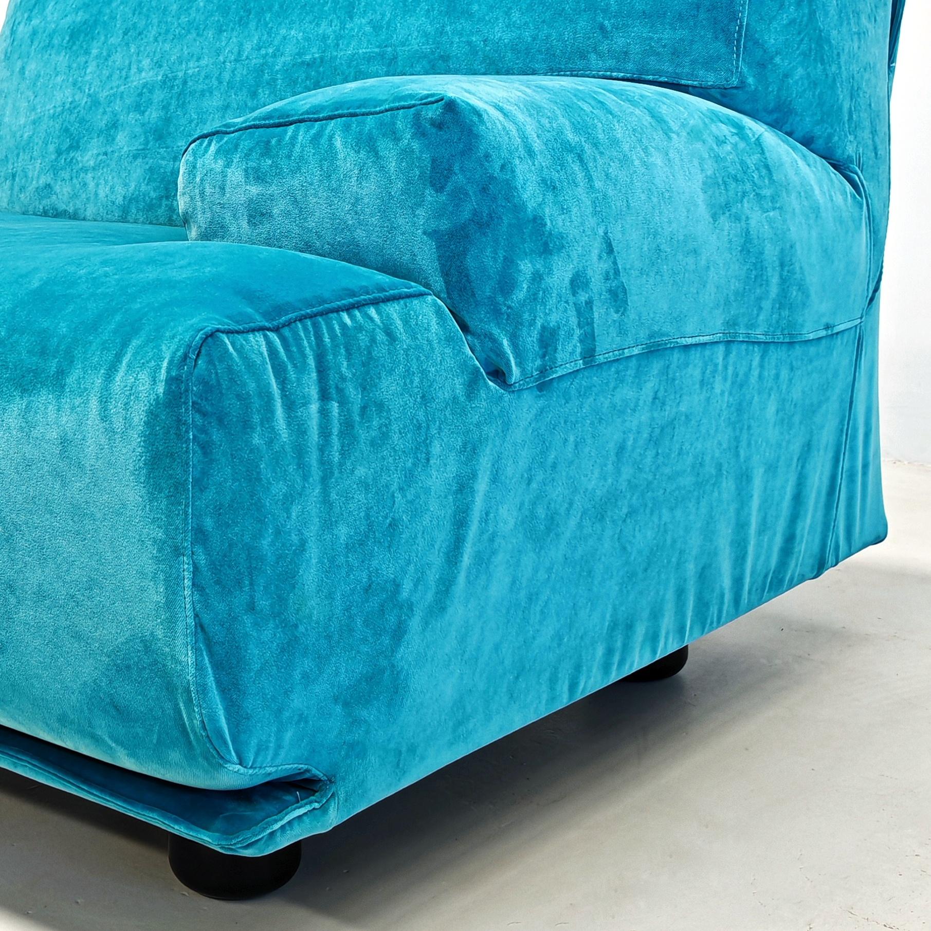 Sofá esquinero modular 4 plazas Azul claro  Cassina Fiandra - Magistretti 80s en venta 4