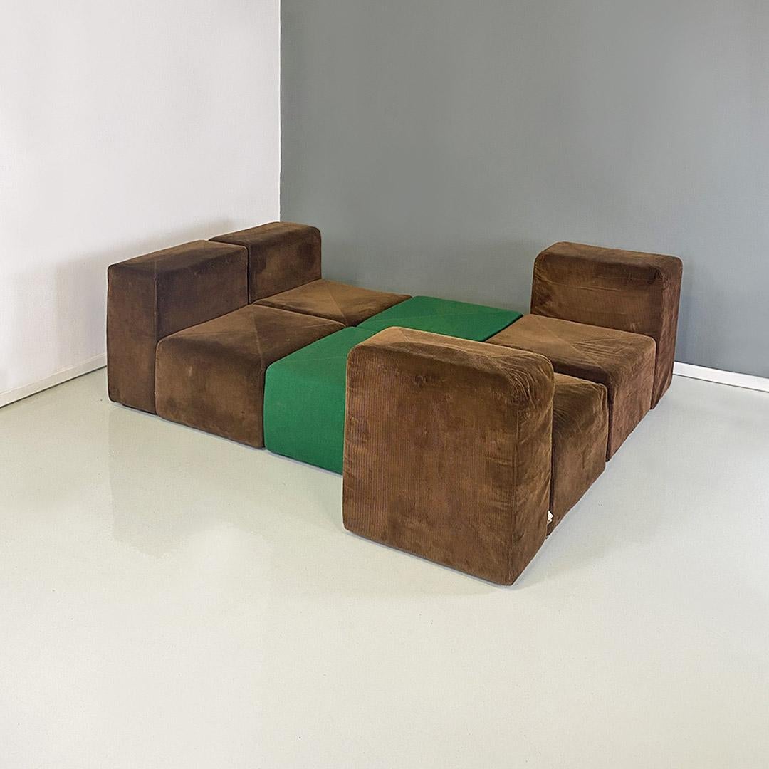 Modern Sistema 61 Italian modular sofa, Giancarlo Piretti for Aonima Castelli, 1970 For Sale