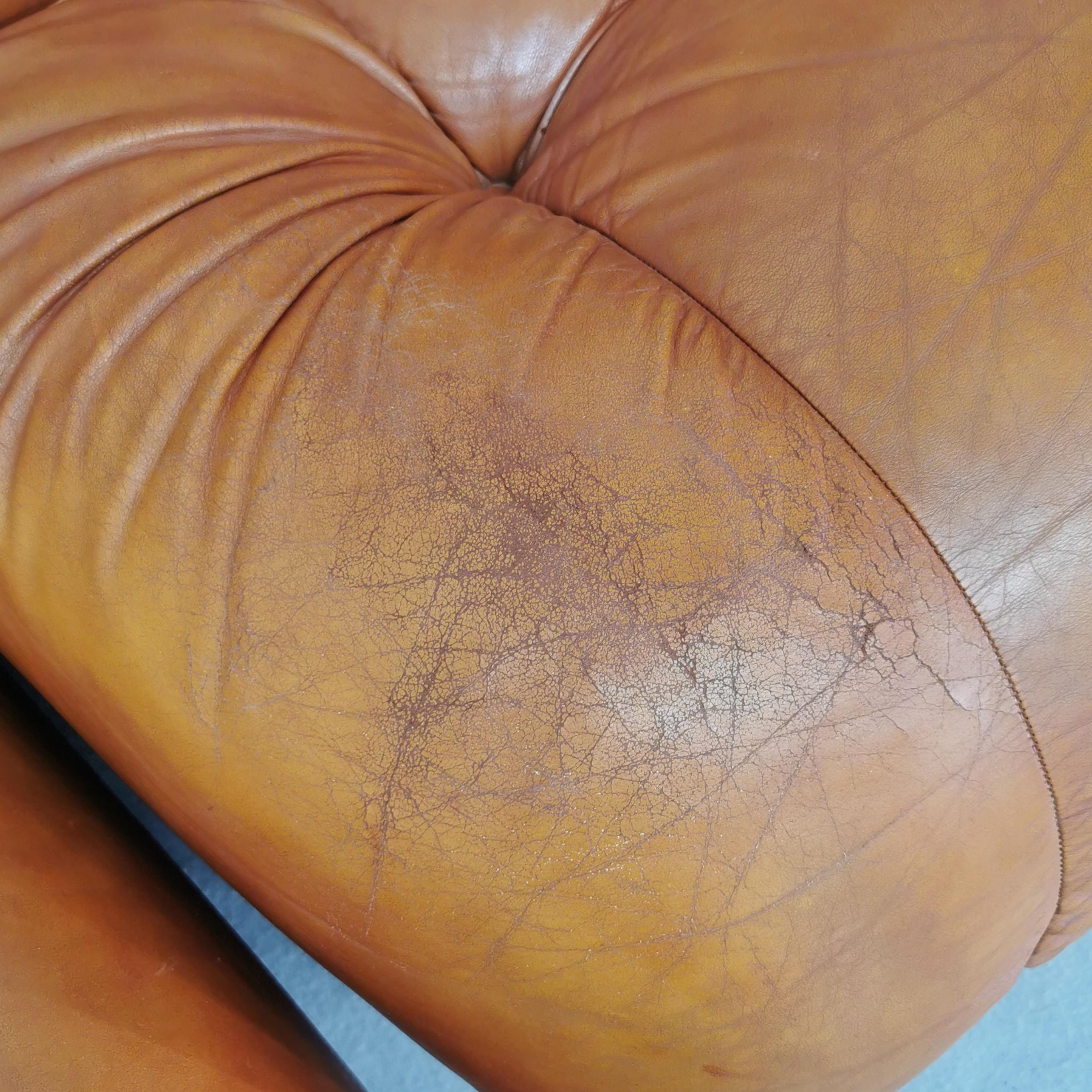 Nuvolone modular leather sofa 5 modules 70s Rino Maturi for Mimo Design  For Sale 7