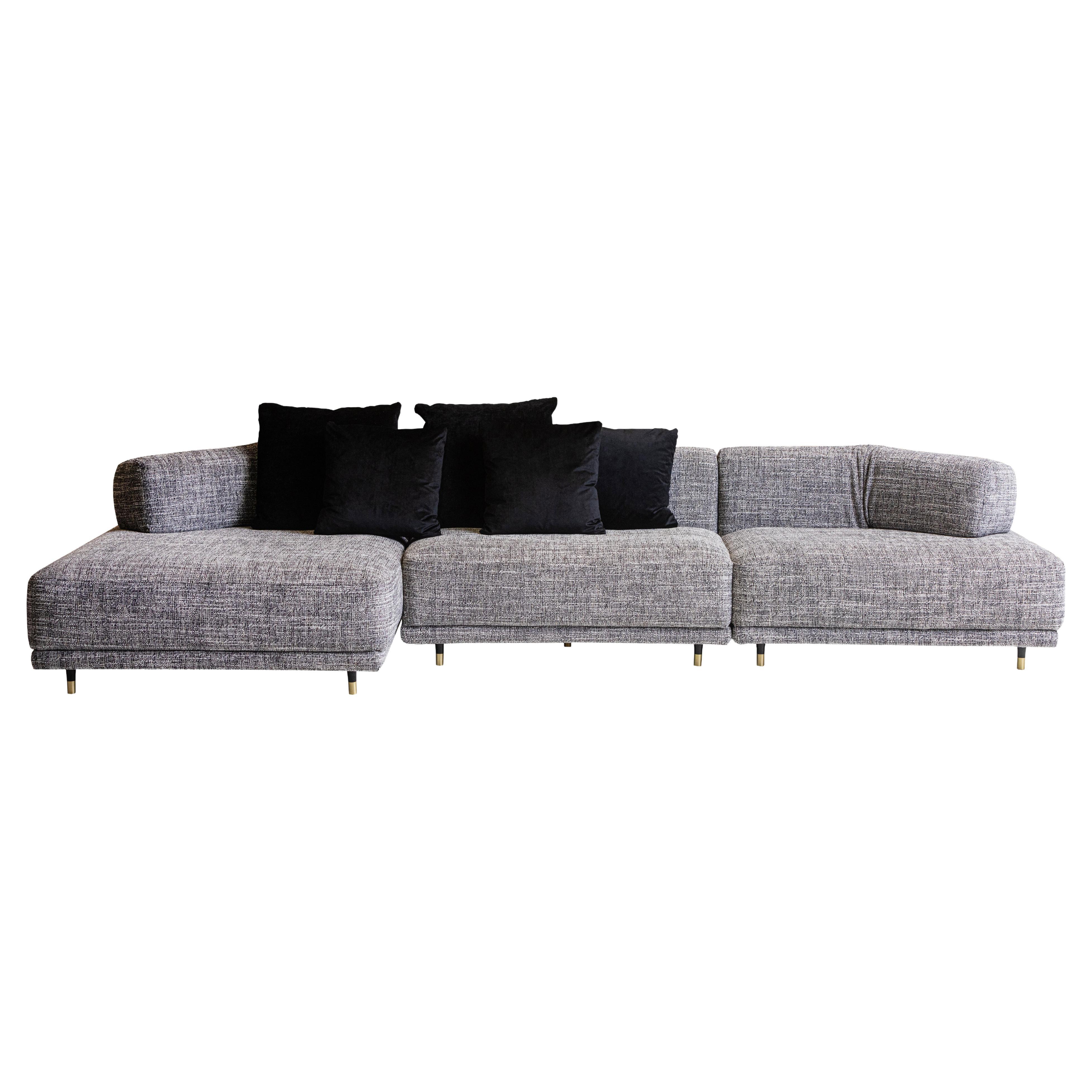 SOLO modular sofa in gray fabric. By Legame Italia For Sale