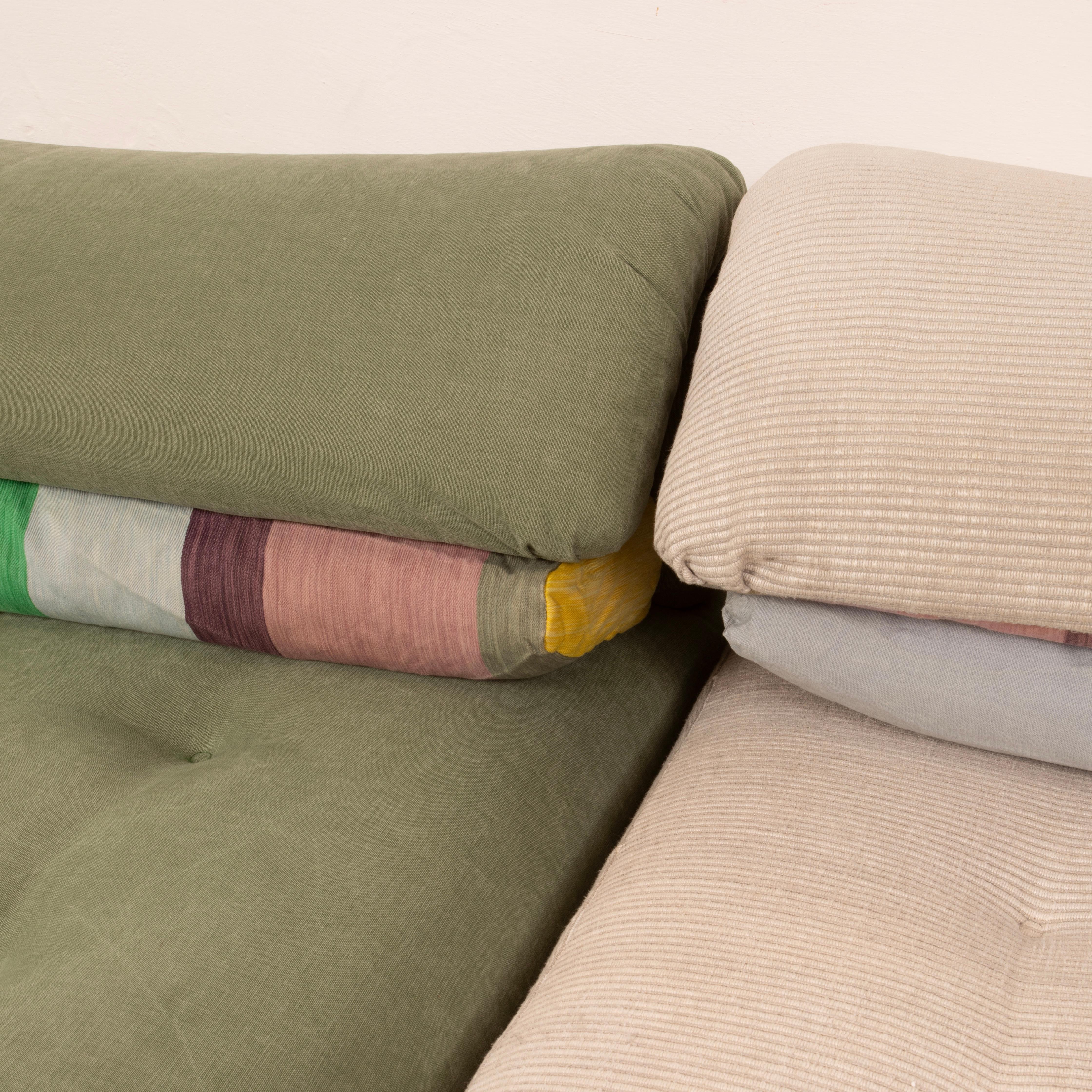 Sofá modular Voyage Immobile de Studio Roche Bobois para Roche Bobois x Kenzo en venta 9