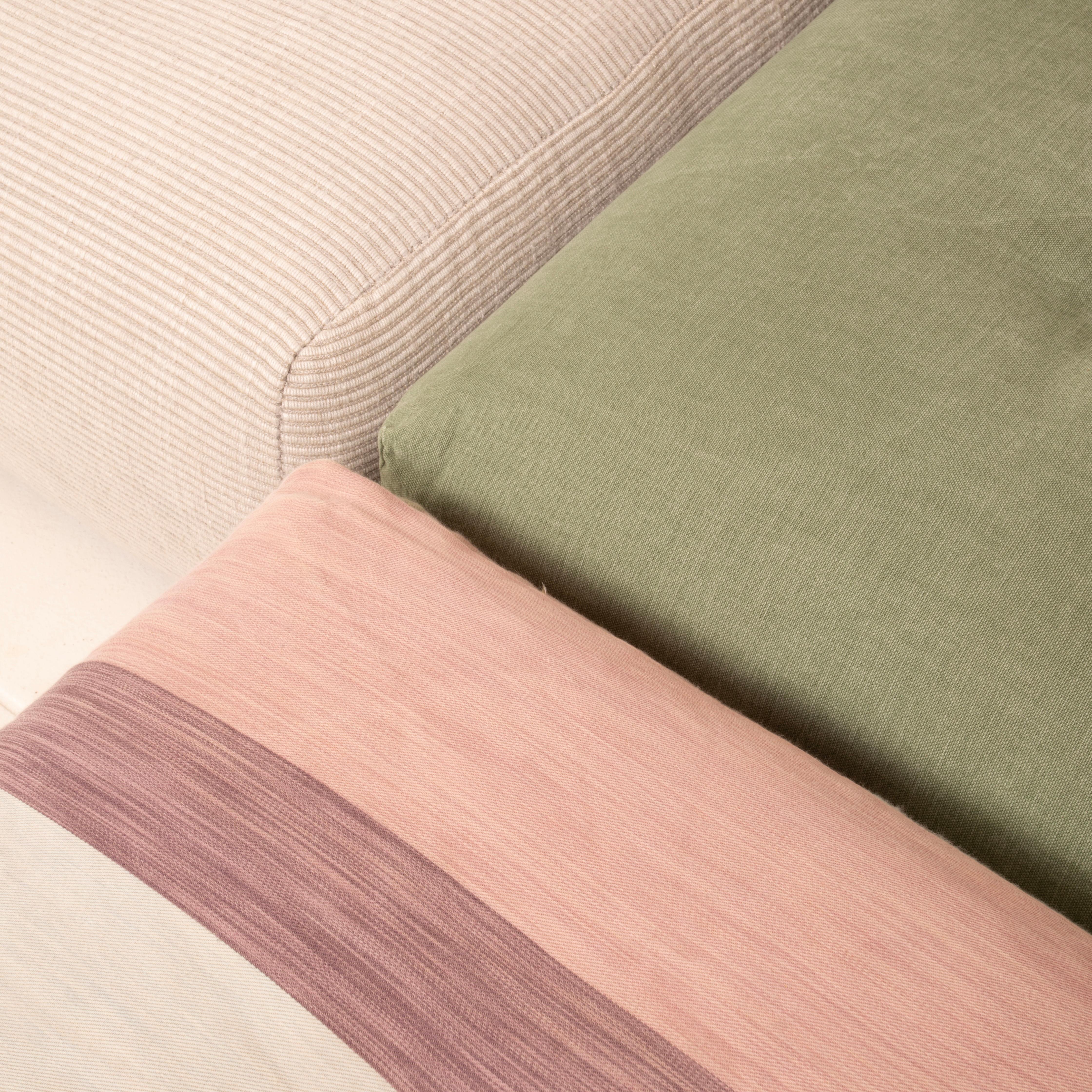 Sofá modular Voyage Immobile de Studio Roche Bobois para Roche Bobois x Kenzo en venta 10