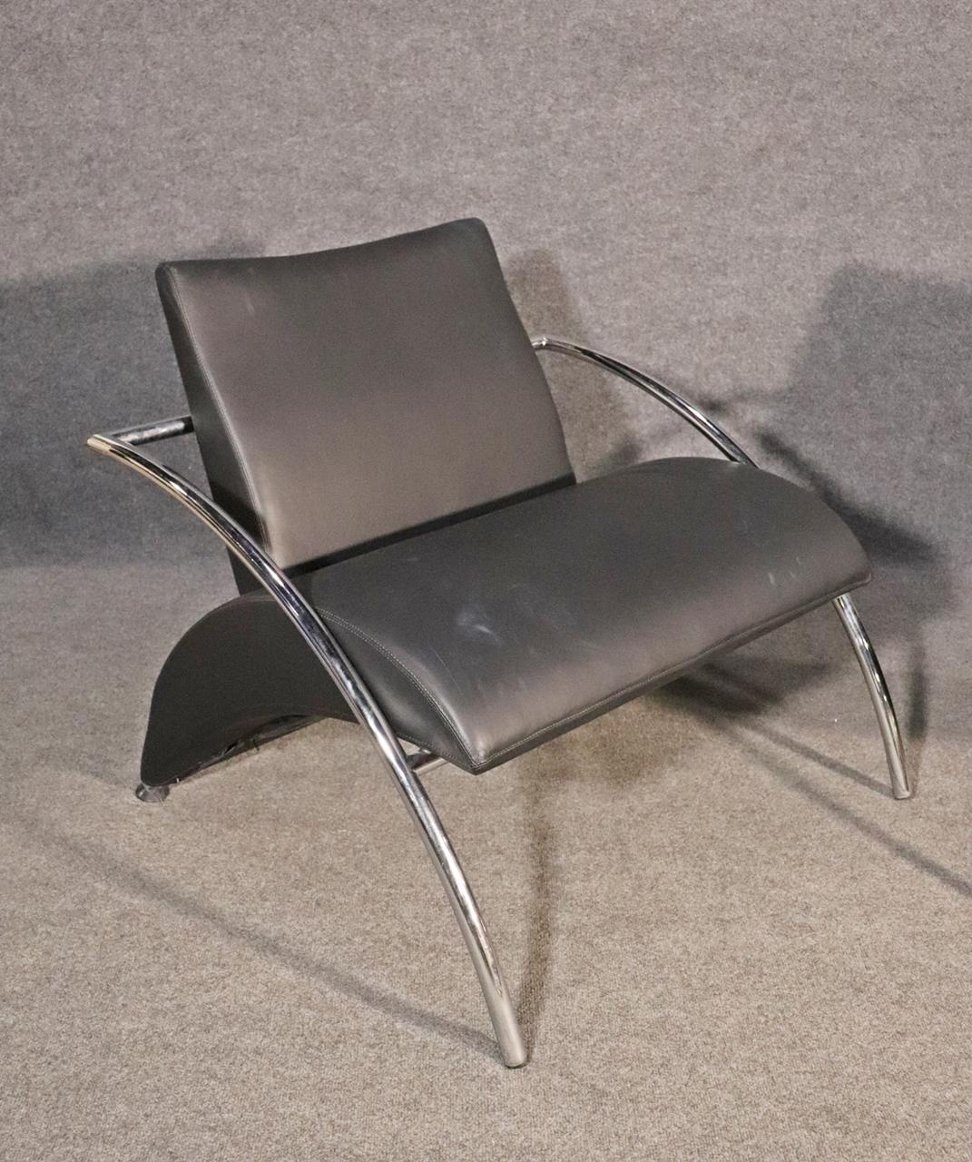 Late 20th Century Divano Naiadi Attributed Leather and Chrome Mid-Century Modern Lounge Chairs