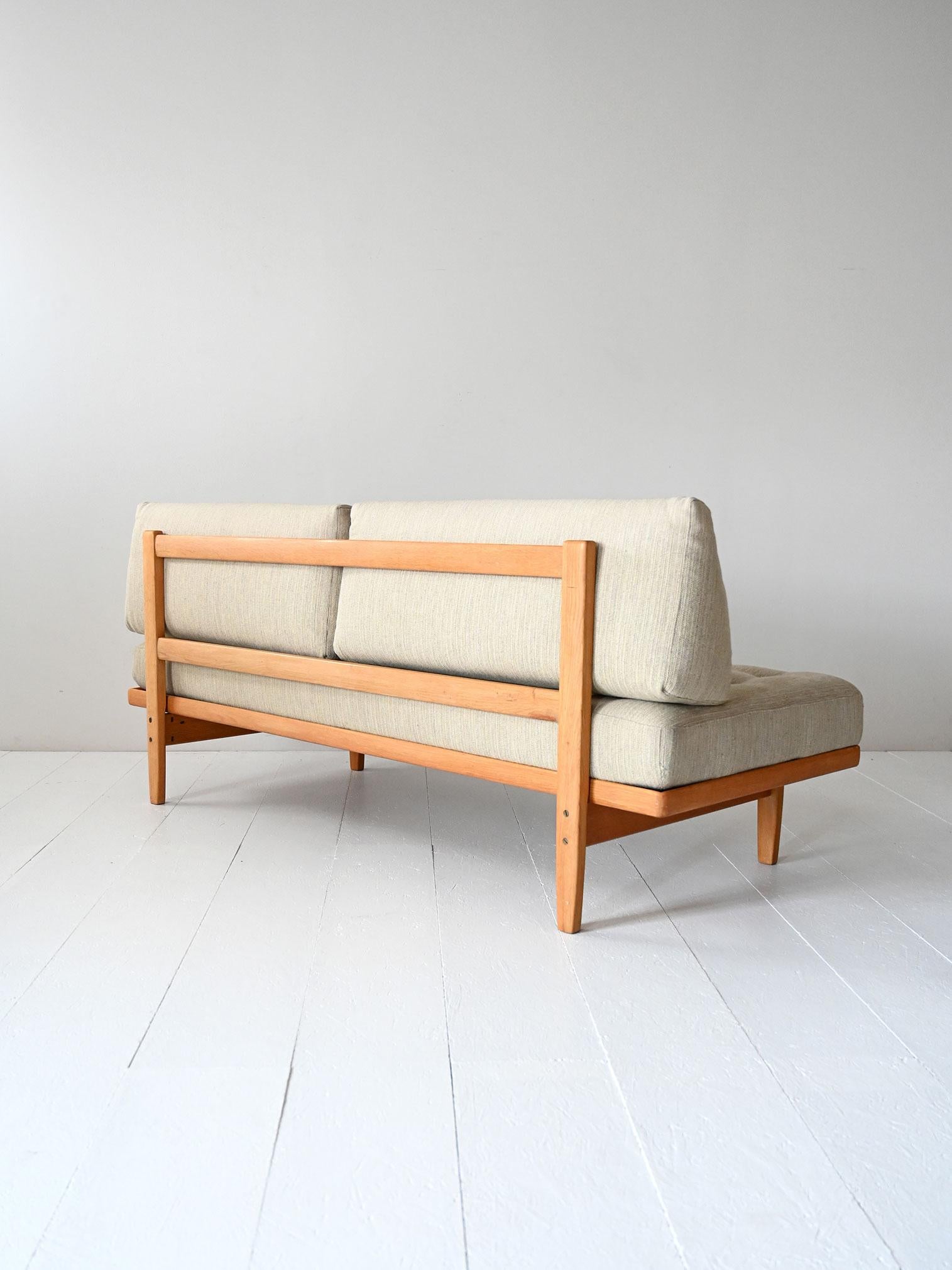 Canapé scandinave 