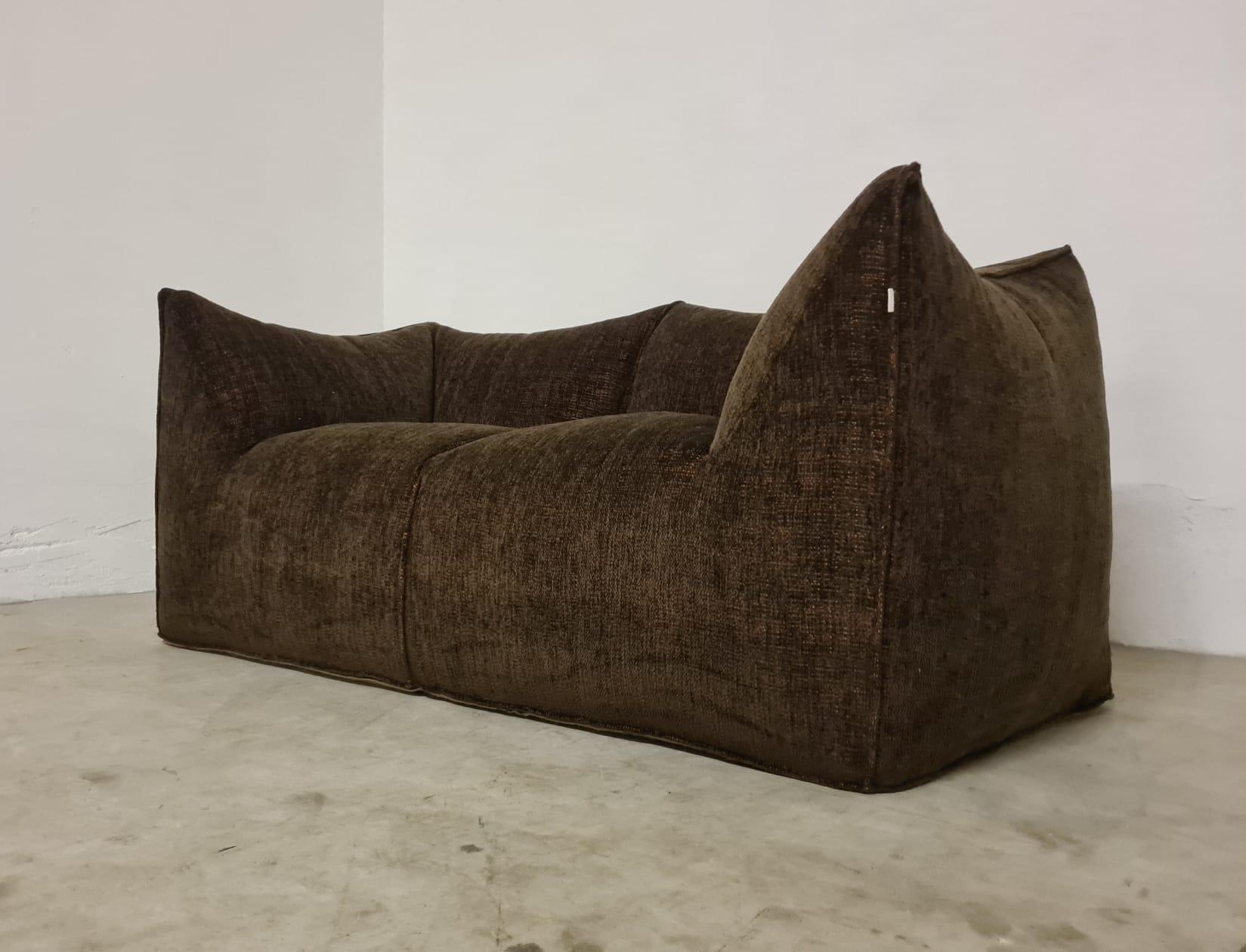 Le Bambole sofa series by Mario Bellini for B&B In Excellent Condition For Sale In Torino, IT