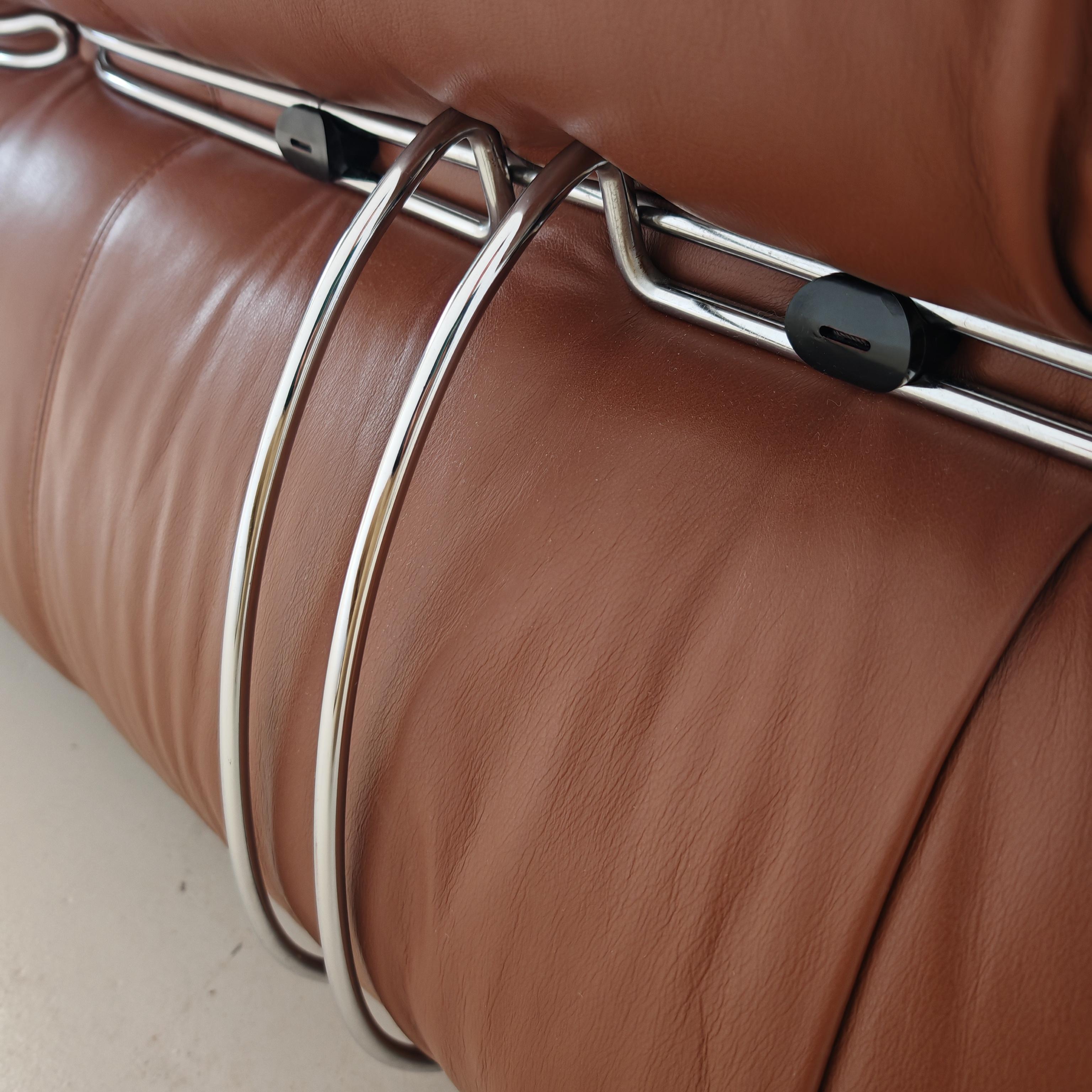 Canapé design Italie années 70 en cuir brun Soriana par Tobia Scarpa pour Cassina en vente 3