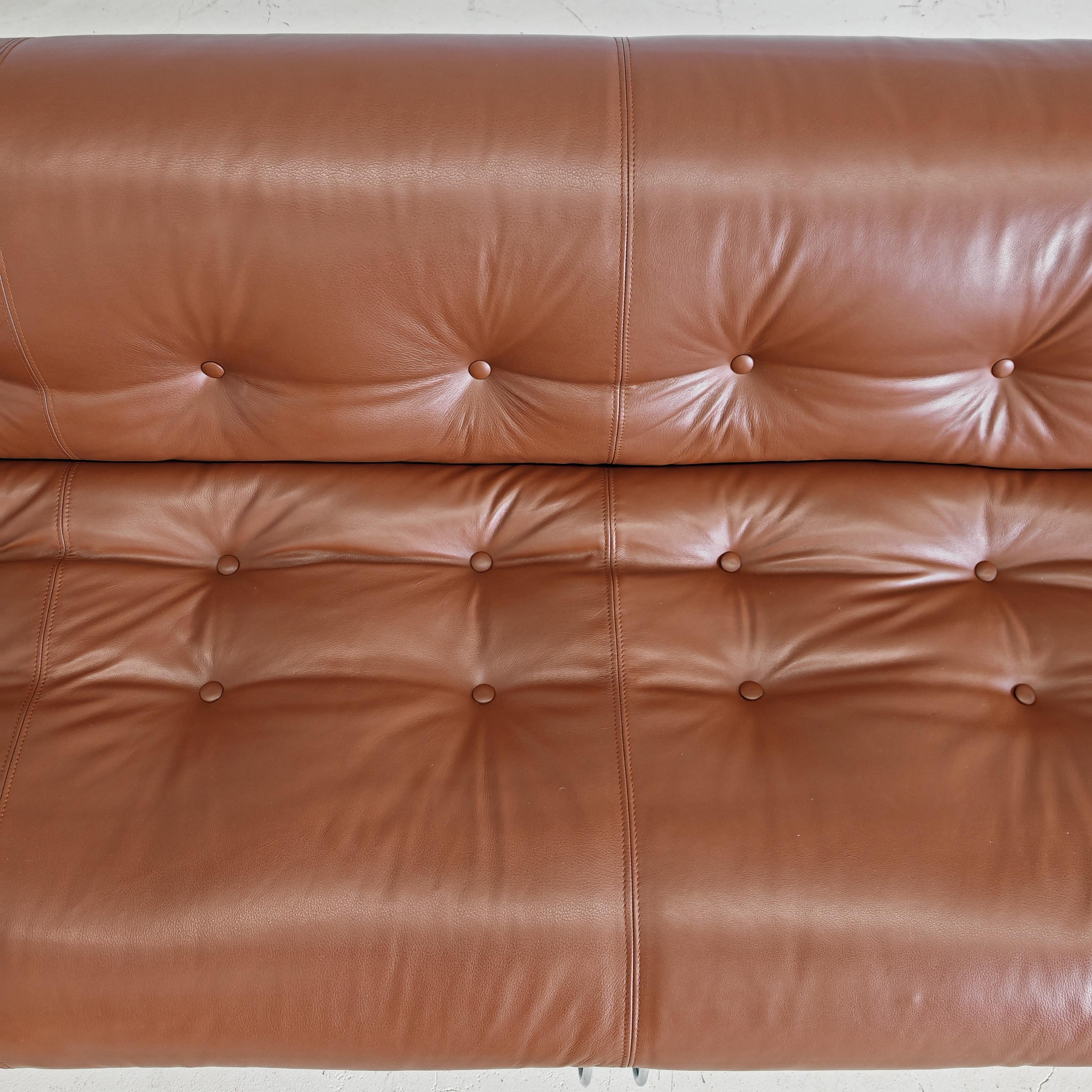 Canapé design Italie années 70 en cuir brun Soriana par Tobia Scarpa pour Cassina en vente 10