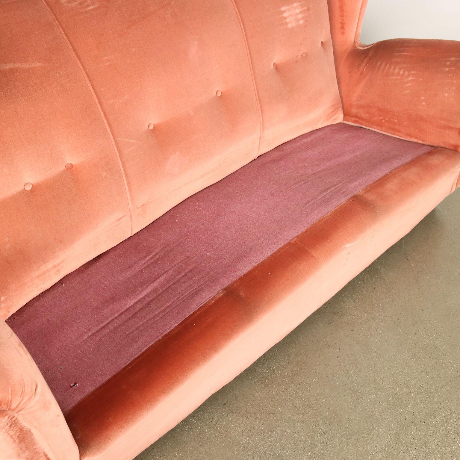 Velours Canapé trois places en velours orange des années 1950 en vente