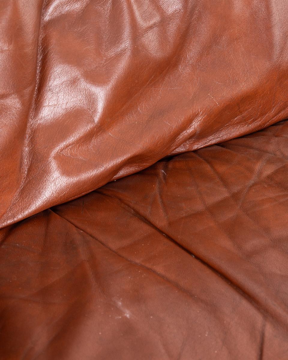 Vintage 70s brown genuine leather sofa Italian design For Sale 1