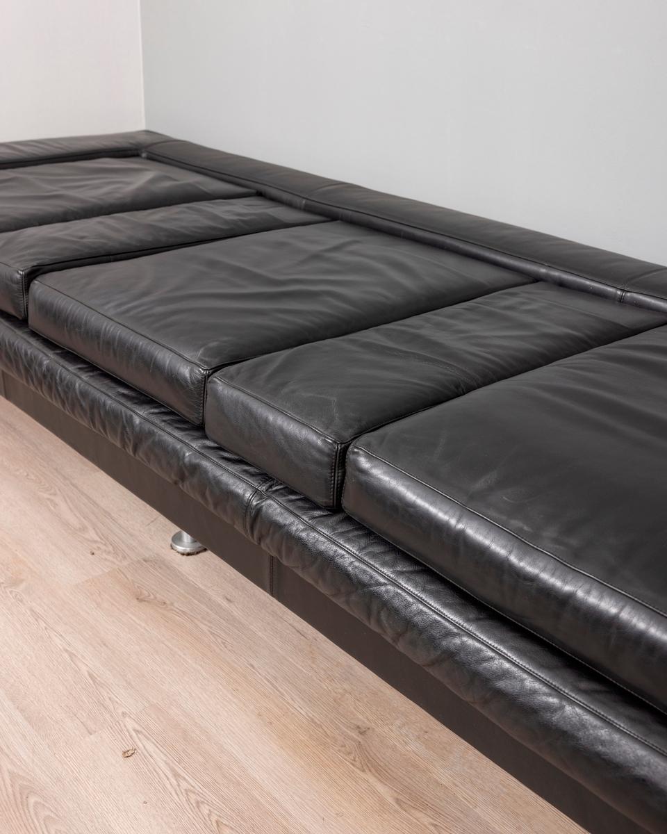 Moderno Divano vintage anni 80 in pelle nera 
