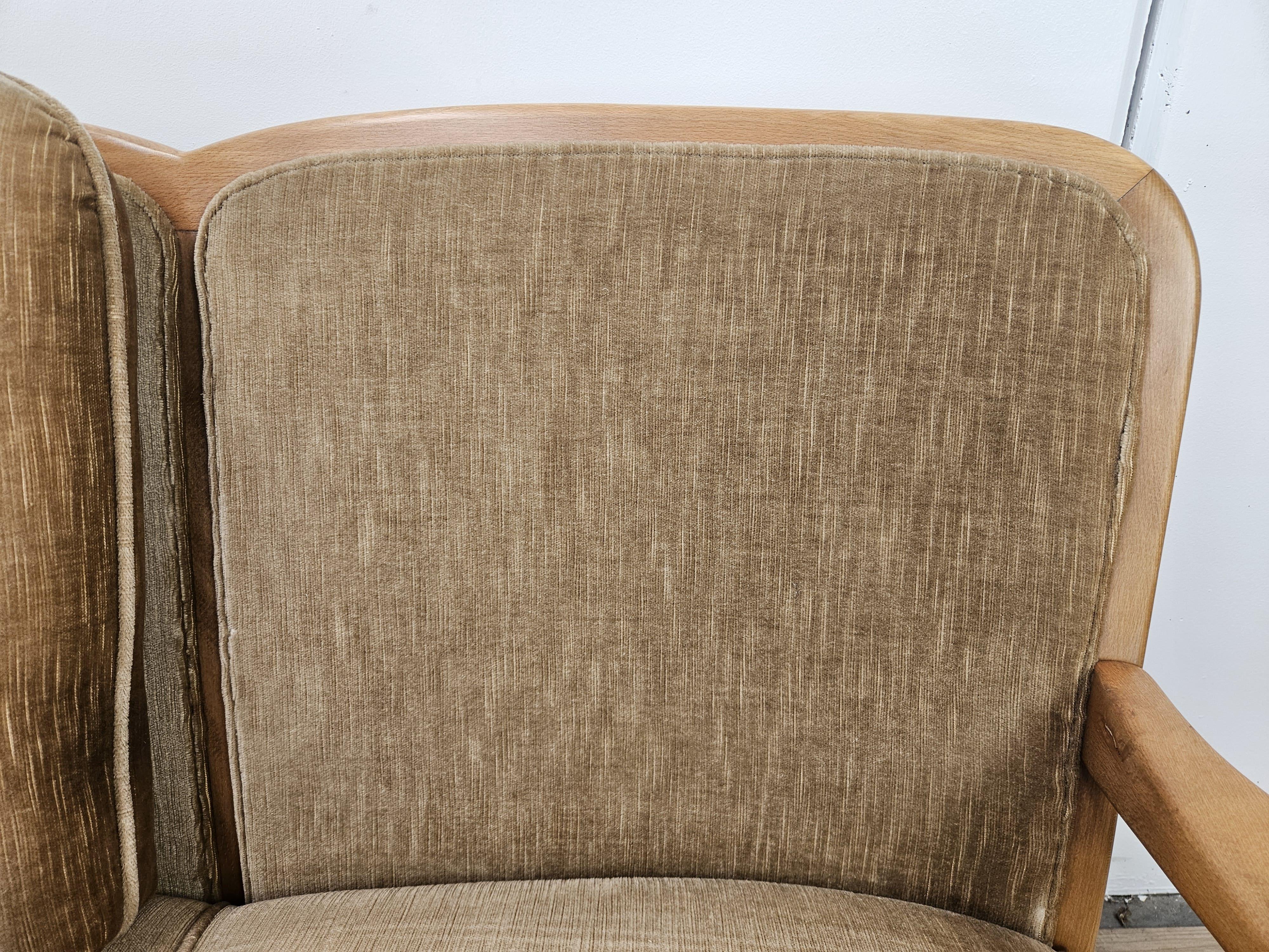 Vintage 1970s three-seater beech sofa For Sale 2