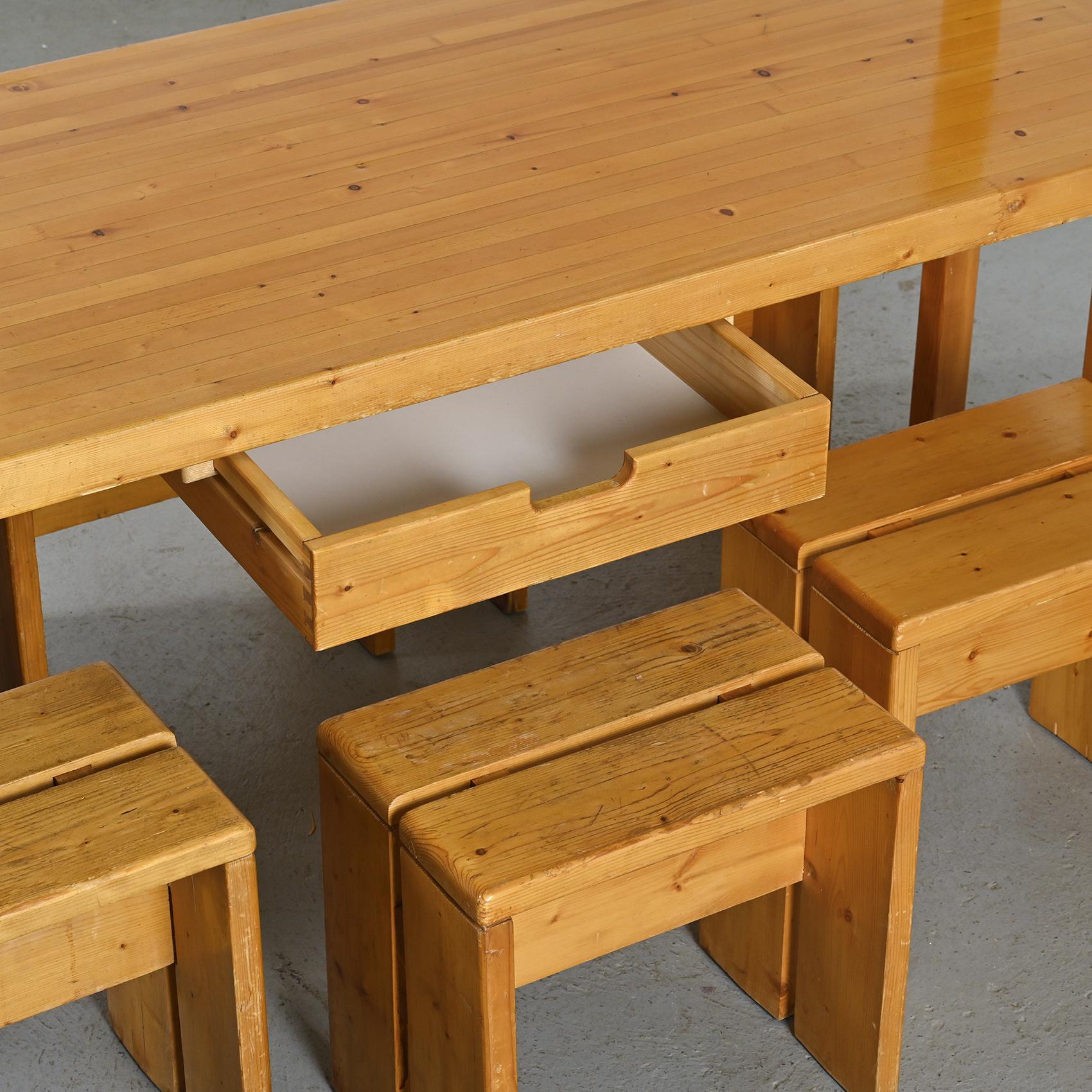 Dividing table by Bernard Taillefer, les Arcs circa 1975 10
