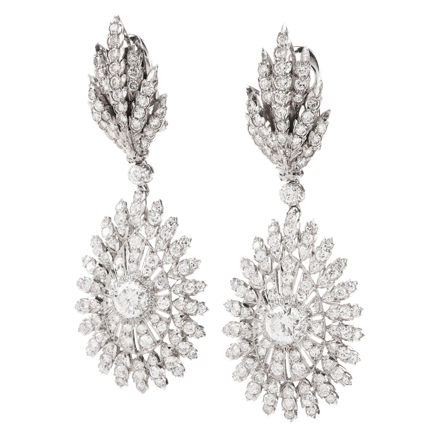 Buccellati Diamond Peacock Motif Platinum Dangling Earrings In Excellent Condition In Miami, FL