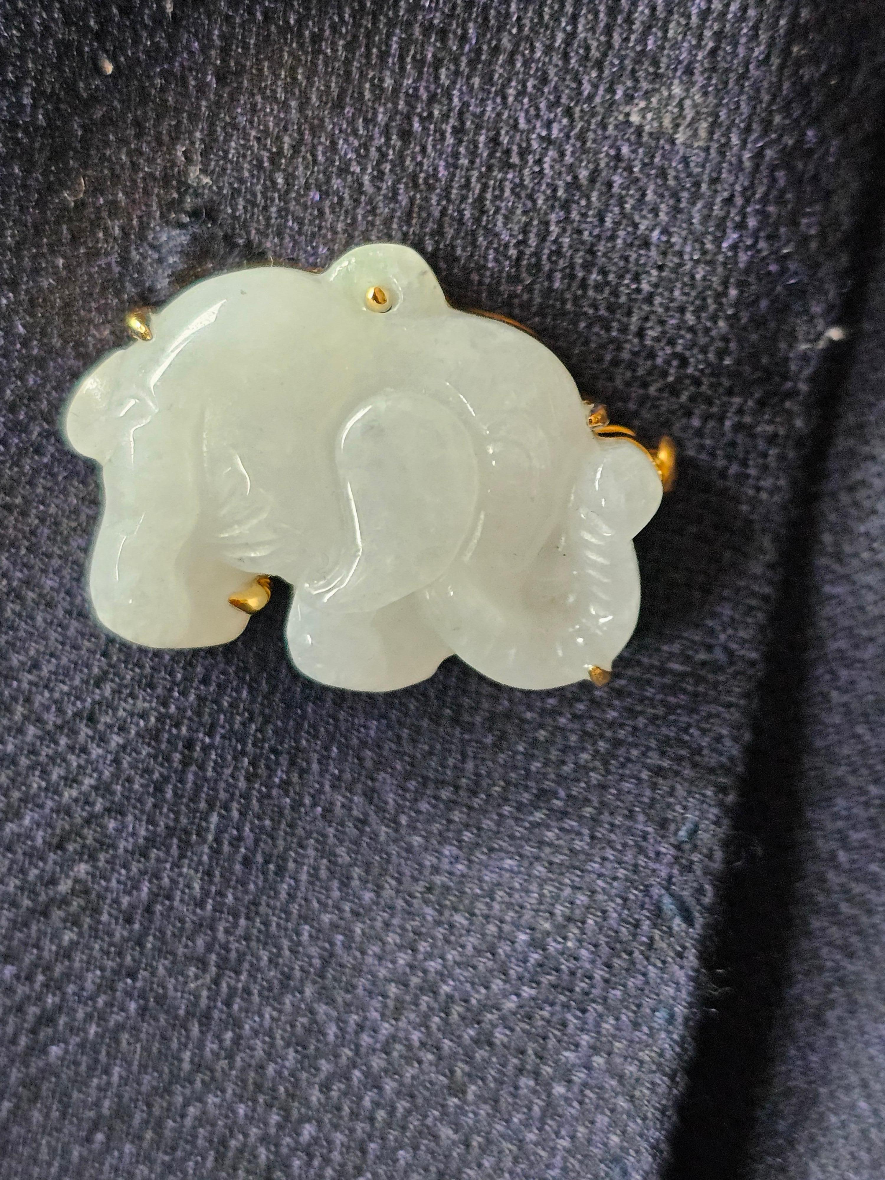 Divine Burmese A-Jadeite Elephant Brooch and Pendant with 18K Solid Yellow Gold For Sale 7