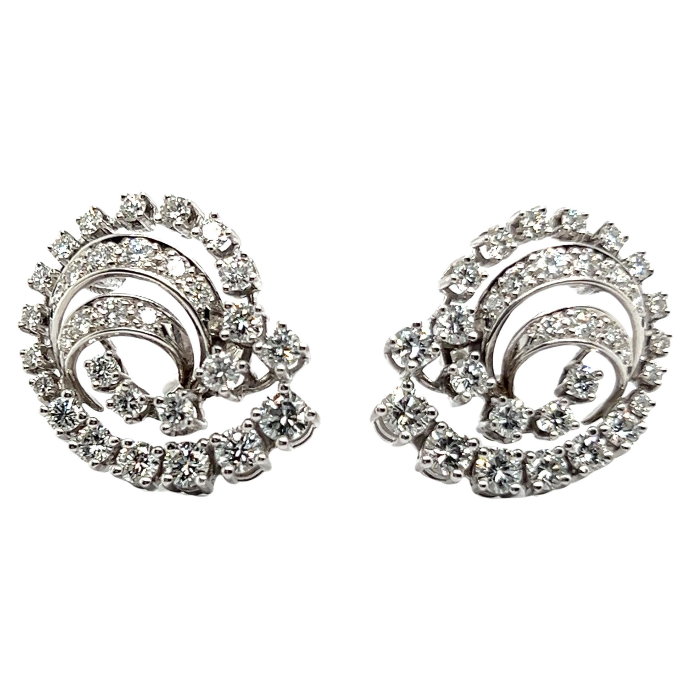 Divine Earrings with Diamonds in 18 Karat White Gold For Sale
