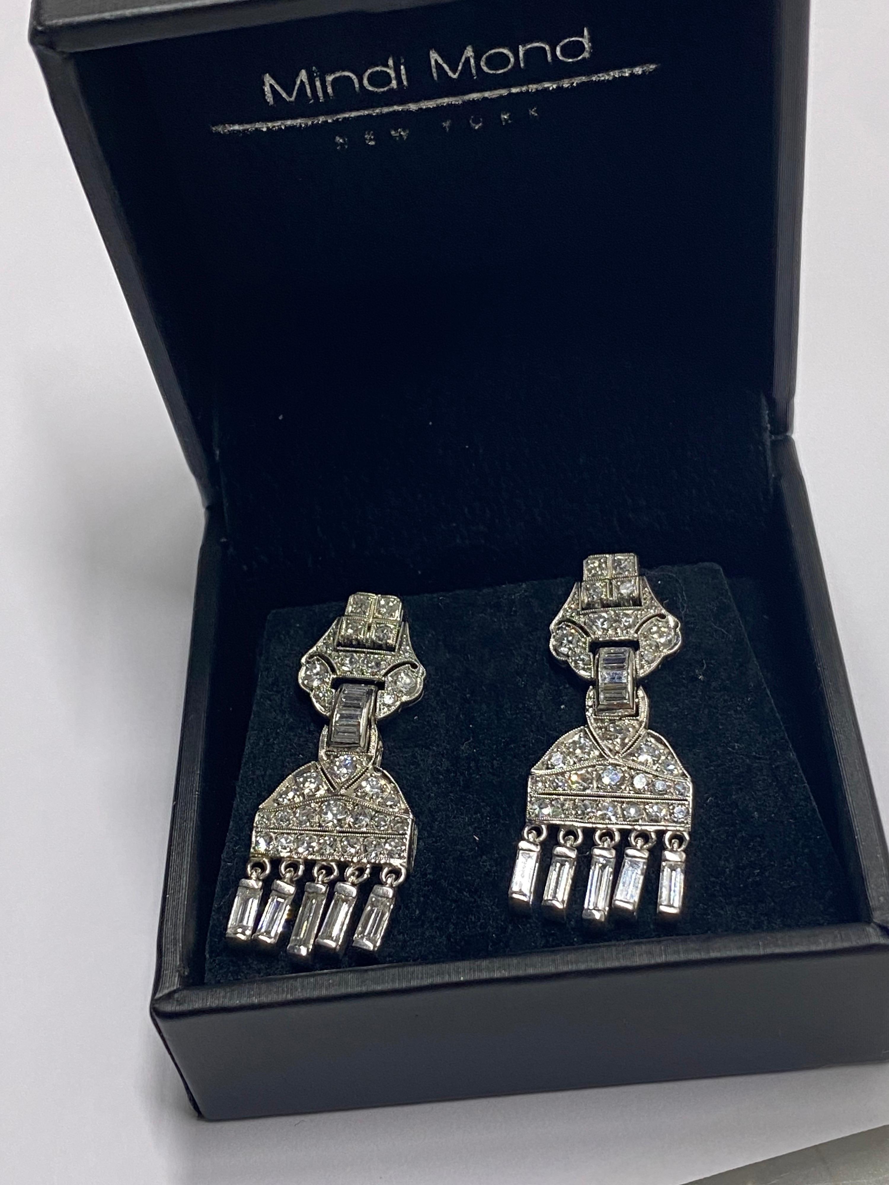 Mindi Mond 3 Carat Diamond Art Deco Platinum Chandelier Dangle Earrings In Excellent Condition For Sale In New York, NY