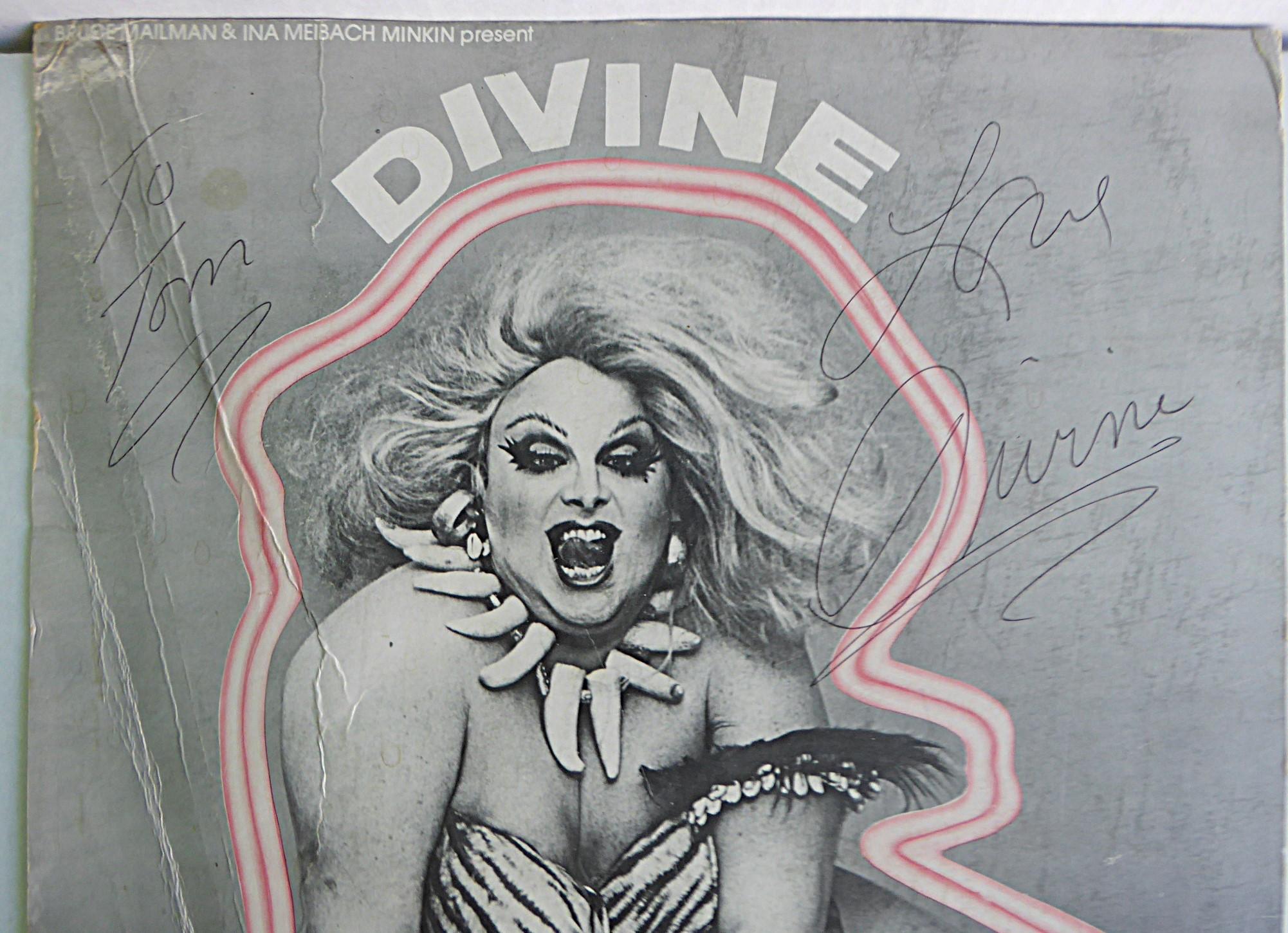 Poster di film e giochi di Divine - Pink Flamingo Women Behind Bars La donna al neon in vendita 1