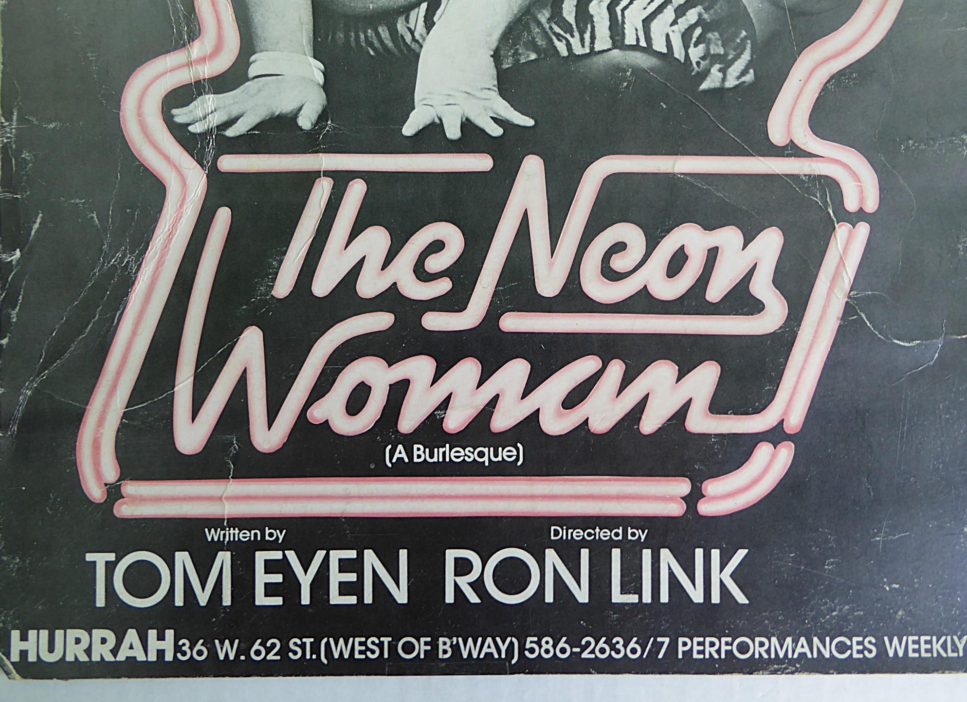 Poster di film e giochi di Divine - Pink Flamingo Women Behind Bars La donna al neon in vendita 2