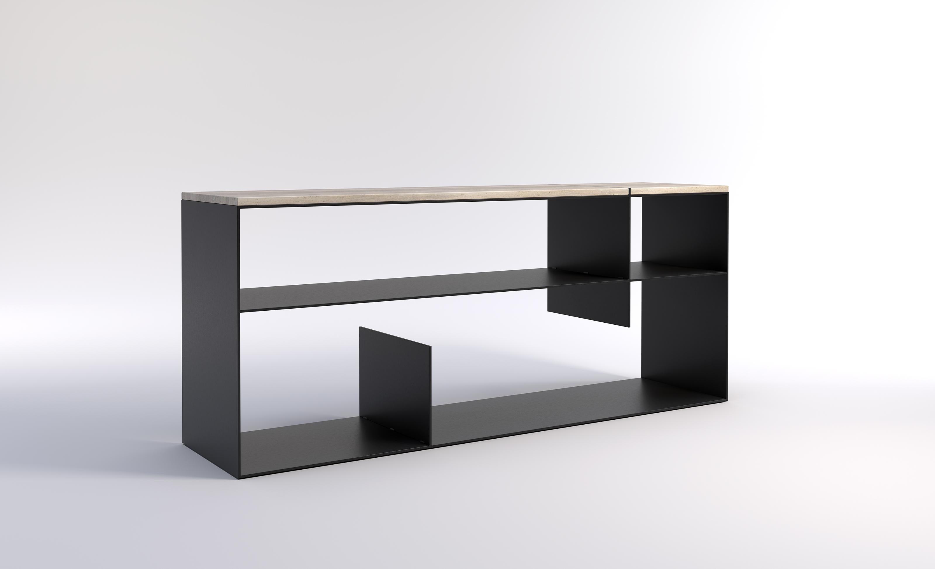 Il prezzo di listino si riferisce al tavolo Division Console con piano in travertino, carrara bianca o negro marquna e base con verniciatura a polvere Flat Black o Flat White. 

I prezzi non comprendono l'imballaggio, che verrà indicato al momento
