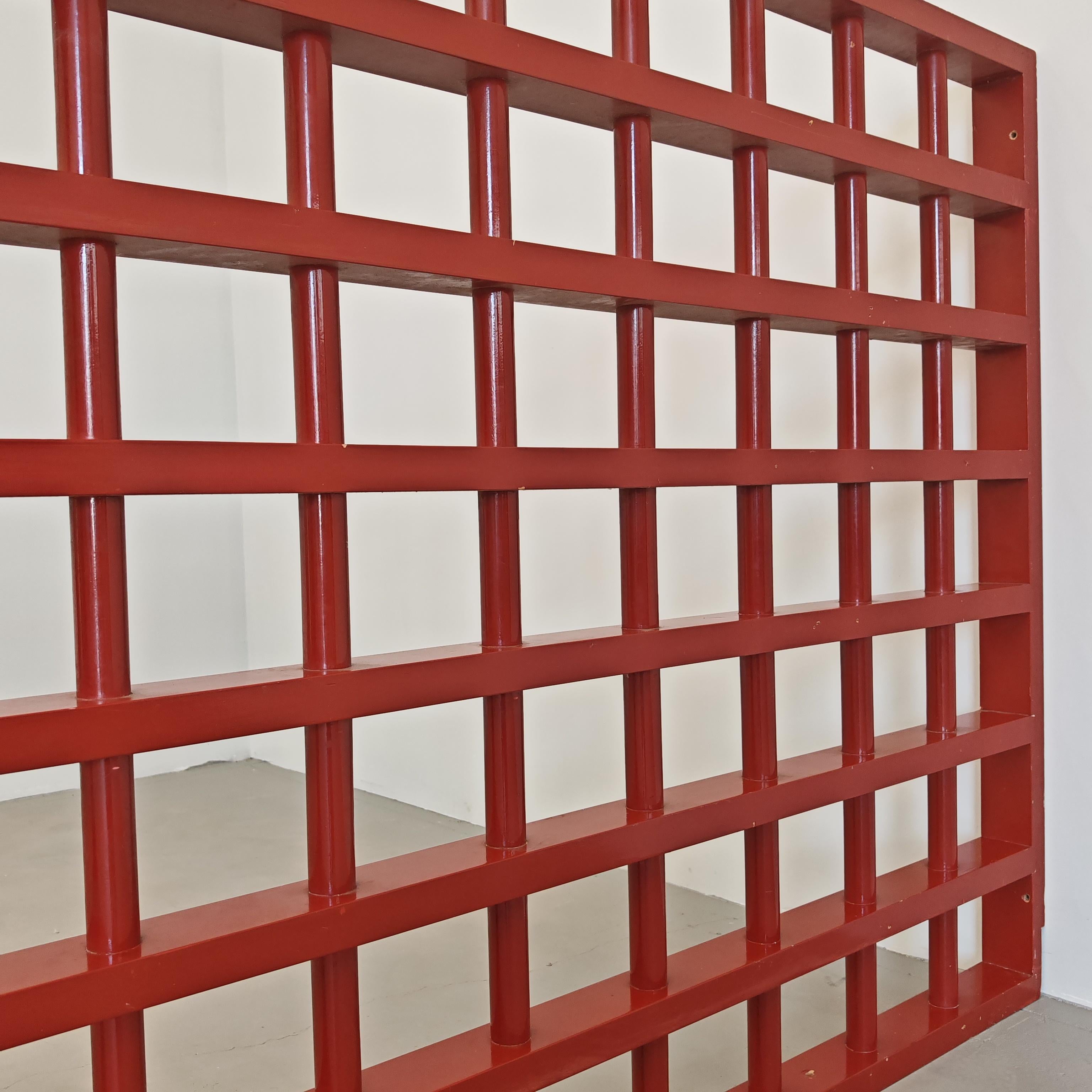 60's/70's divisions red lacquered wood from Italian mansion For Sale 9