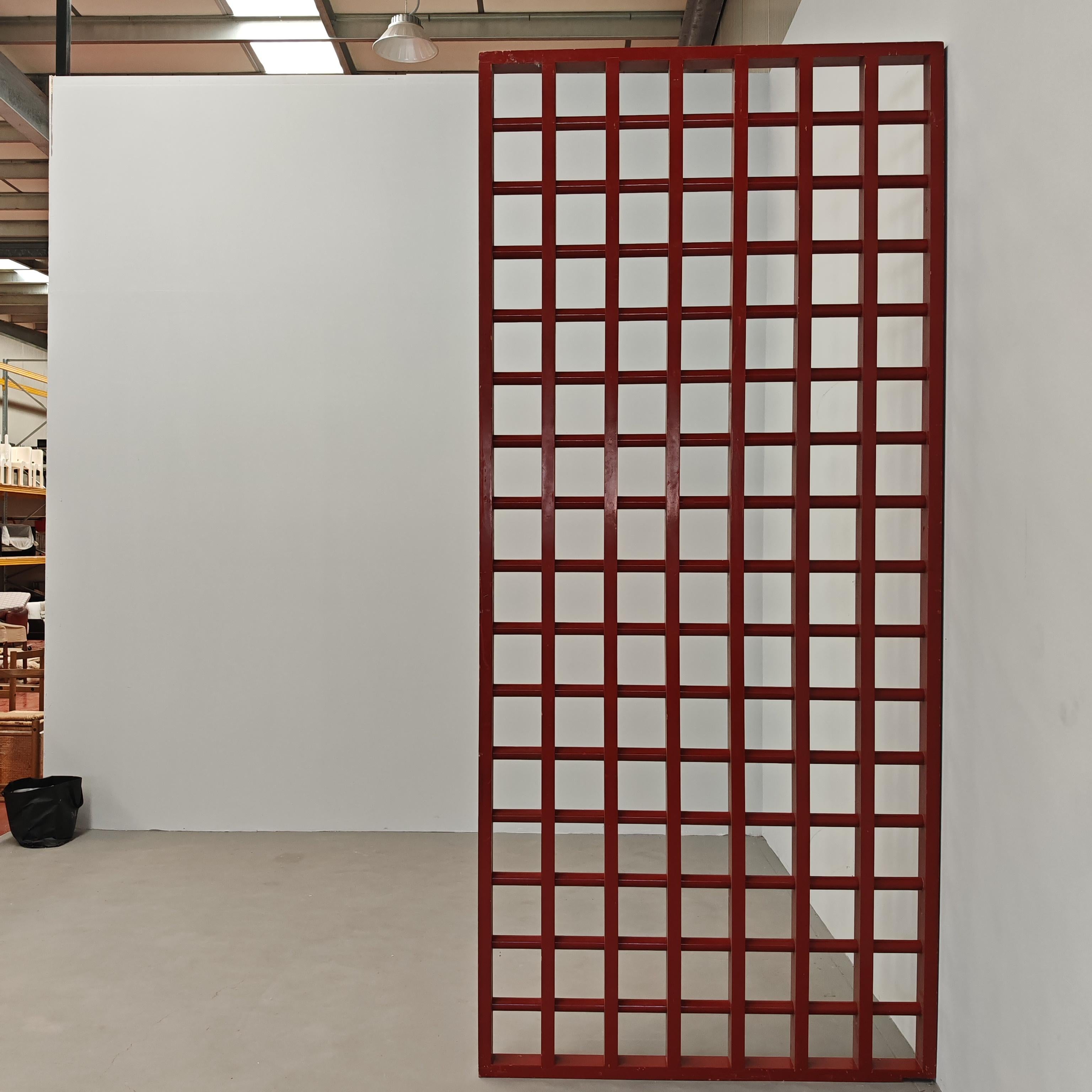60's/70's divisions red lacquered wood from Italian mansion For Sale 2