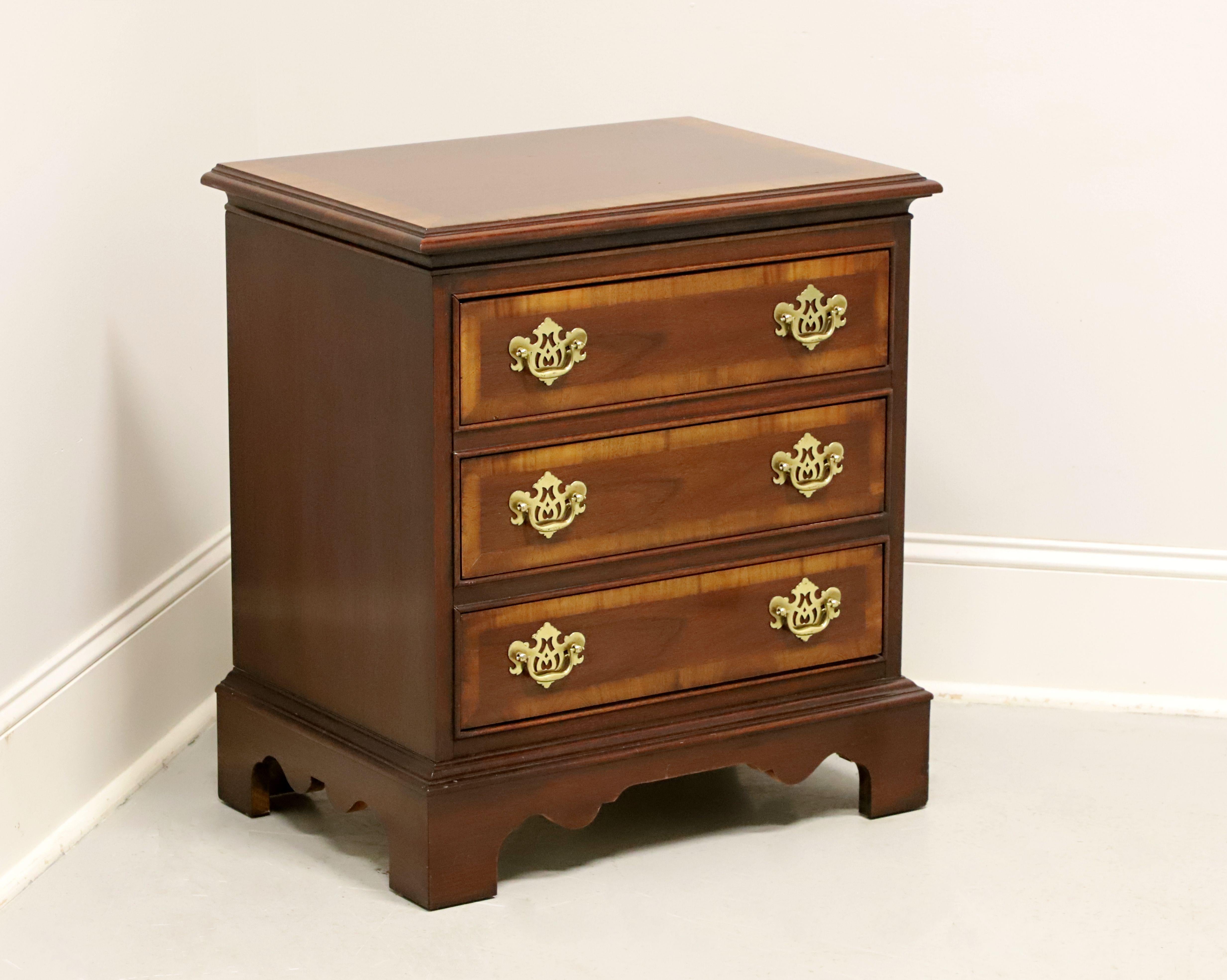 DIXIE Banded Mahogany Chippendale Nightstand Bedside Chest For Sale 3