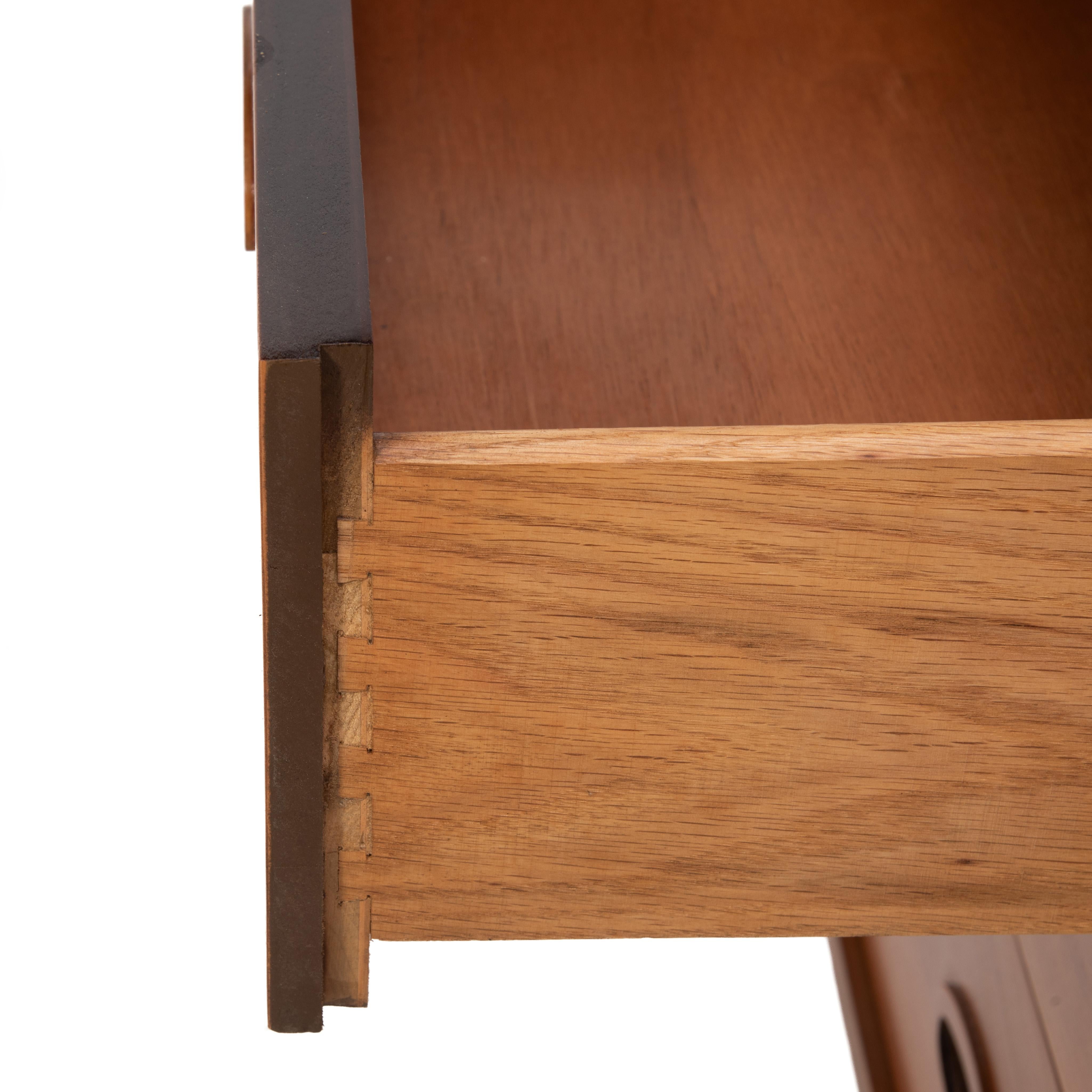 Dixie Furniture Mid Century Cherry Nine Drawer Dresser For Sale 5