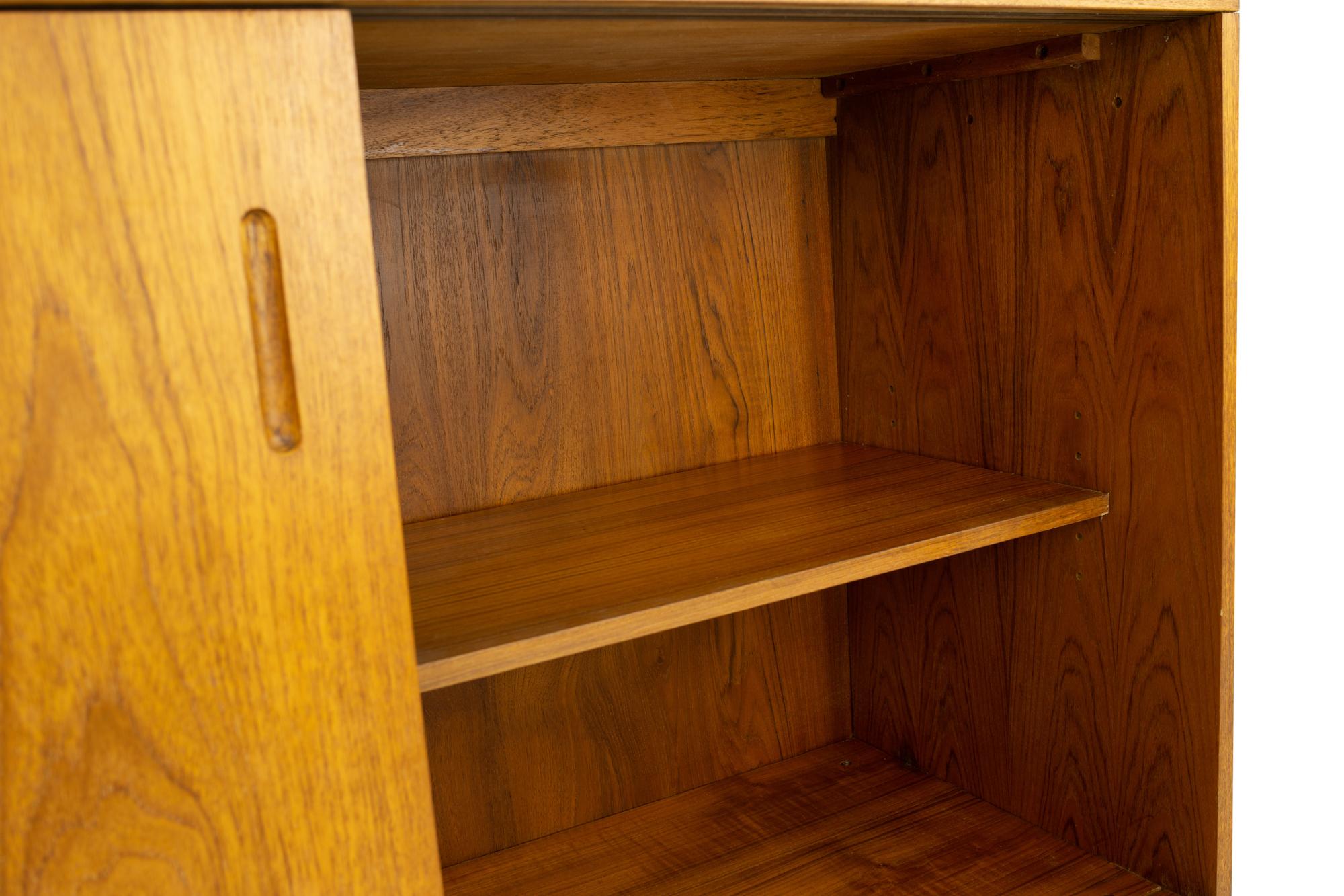 Dixie Furniture Mid Century Teak Sliding Door Media Cabinet Credenza 4