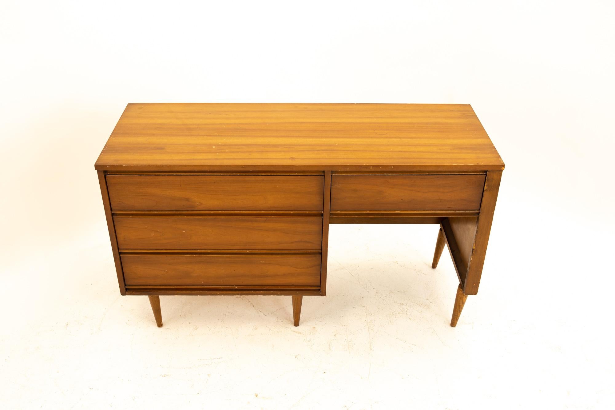 Dixie Mid Century  4-Drawer Walnut Single Sided Desk For Sale 2