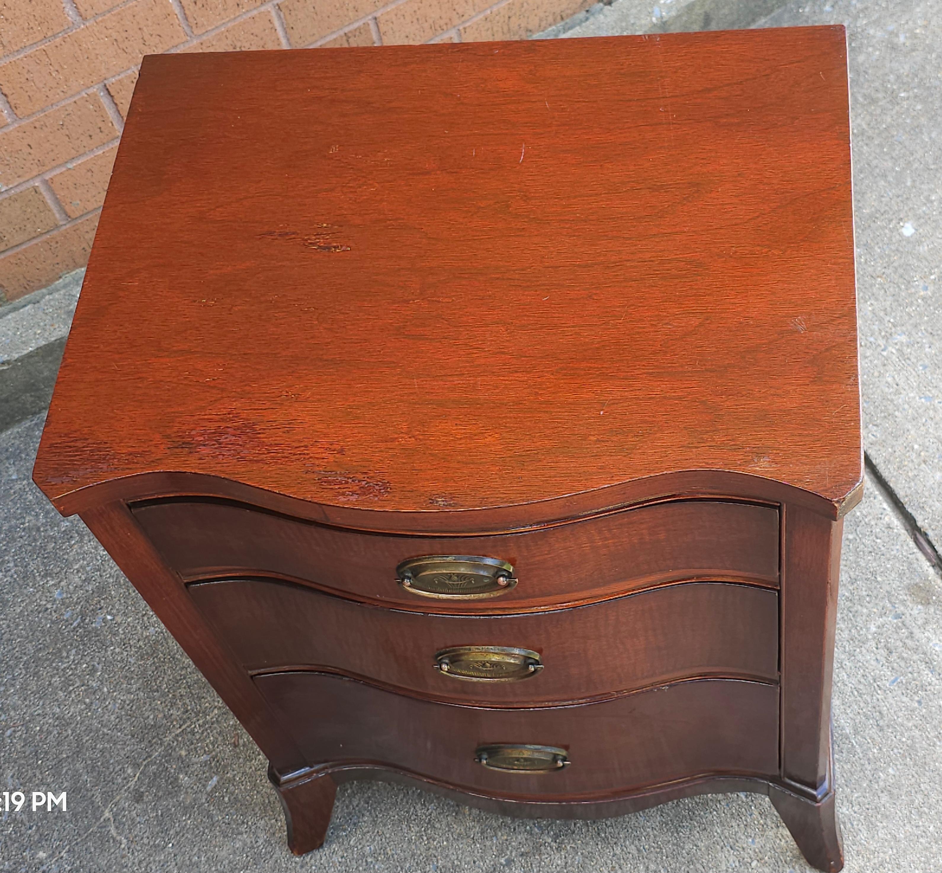 Dixie Mid-Century Federal Style Mahogany Bedside Chest of Drawers, Pair 2