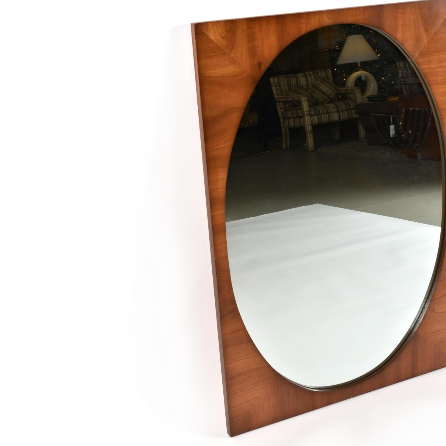 Dixie Mid-Century Modern Walnut Rectangular Wall Mirror with Oval Inset In Good Condition In Chattanooga, TN